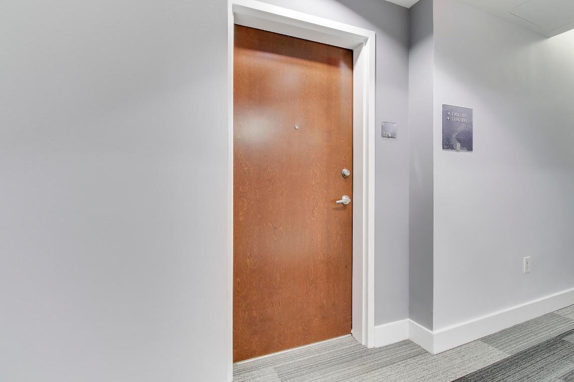 300 S Australian Avenue 1116