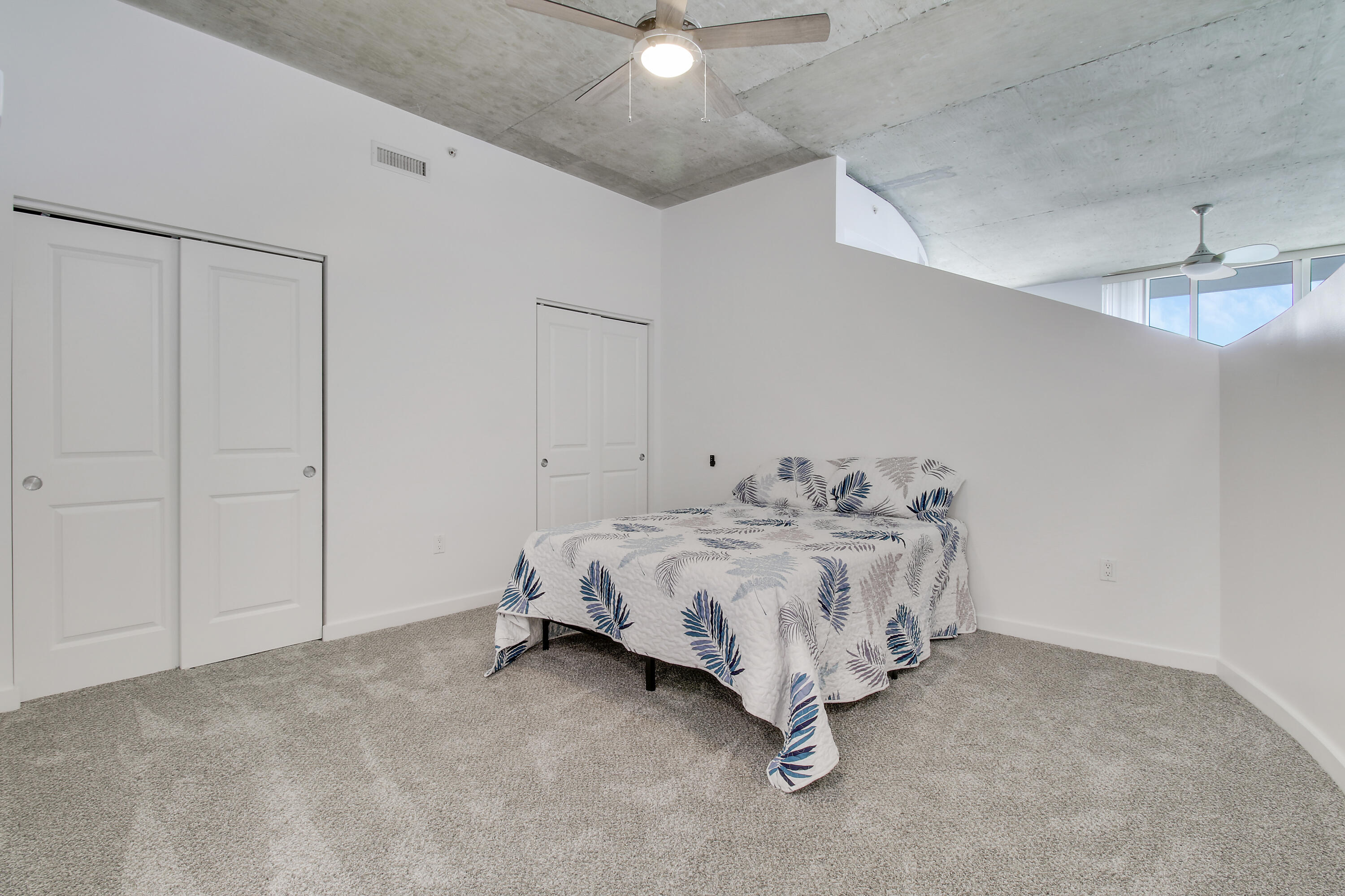 300 S Australian Avenue 1116