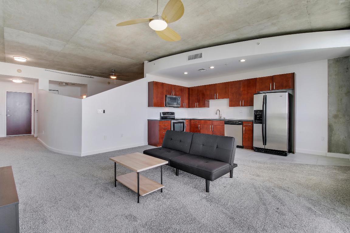 300 S Australian Avenue 1116