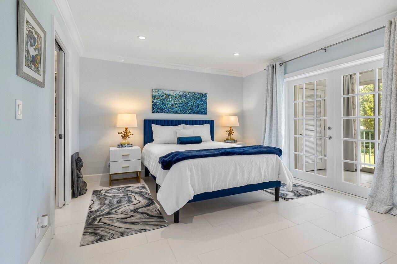 1700 S Ocean Boulevard 18