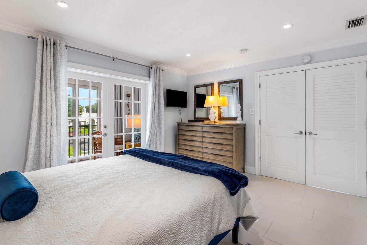 1700 S Ocean Boulevard 18