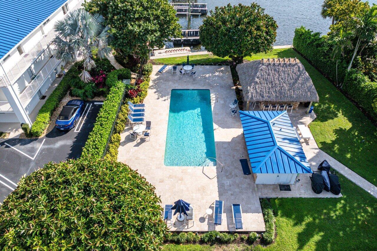 1700 S Ocean Boulevard 18