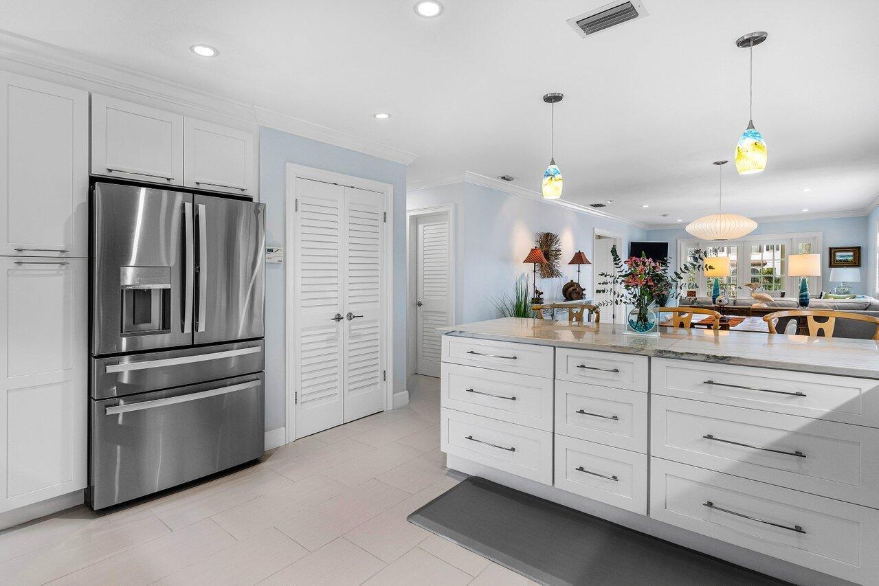 1700 S Ocean Boulevard 18