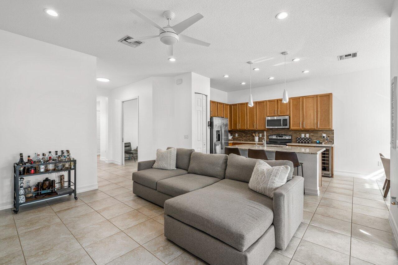 14572 White Jade Terrace