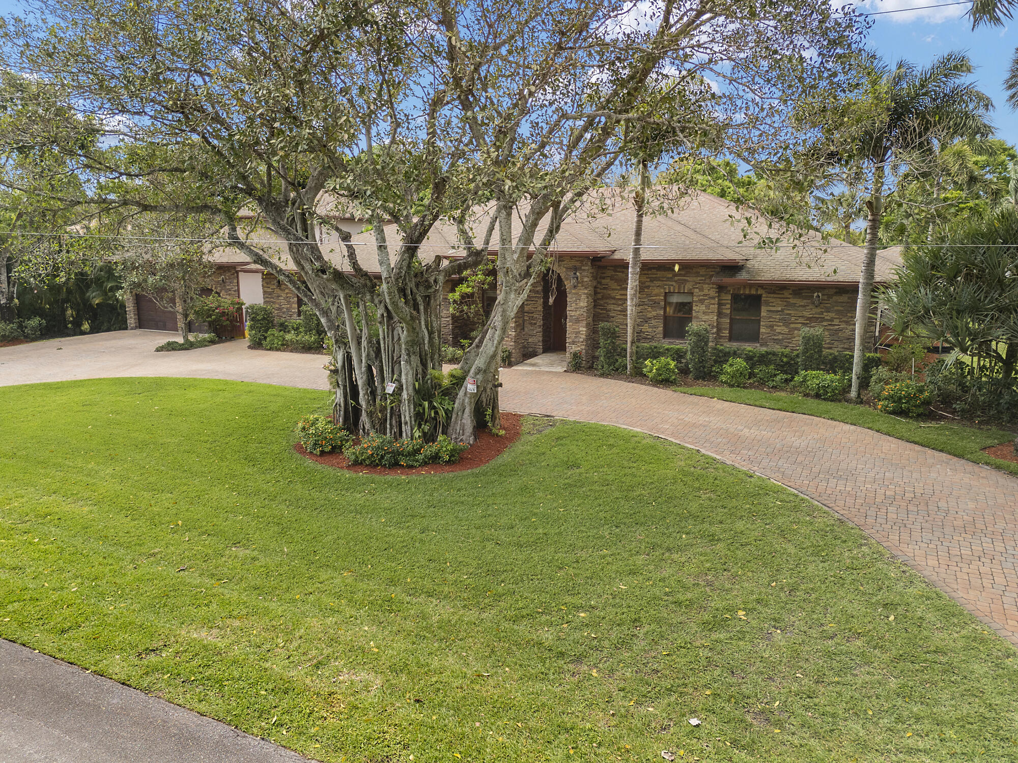 265 Westwood Circle E