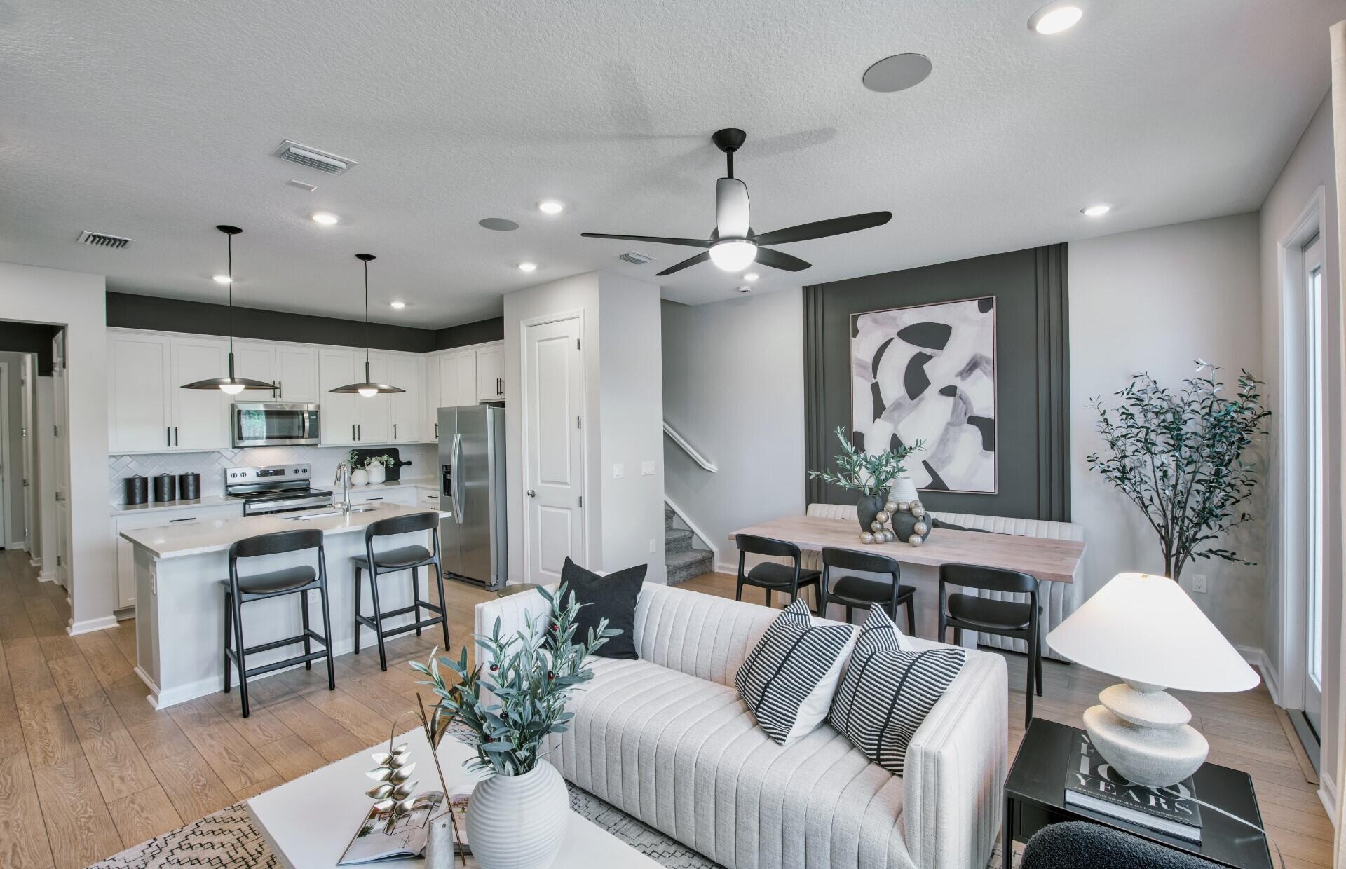 7648 SW Lucy Lane Latitude