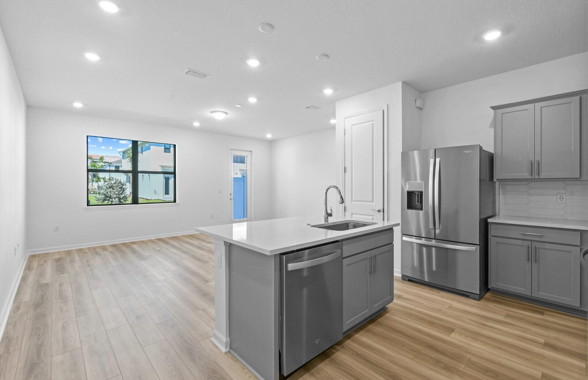 7648 SW Lucy Lane Latitude