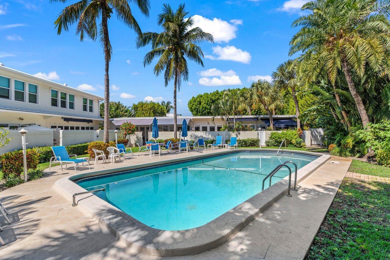 303 Gleason Street 4