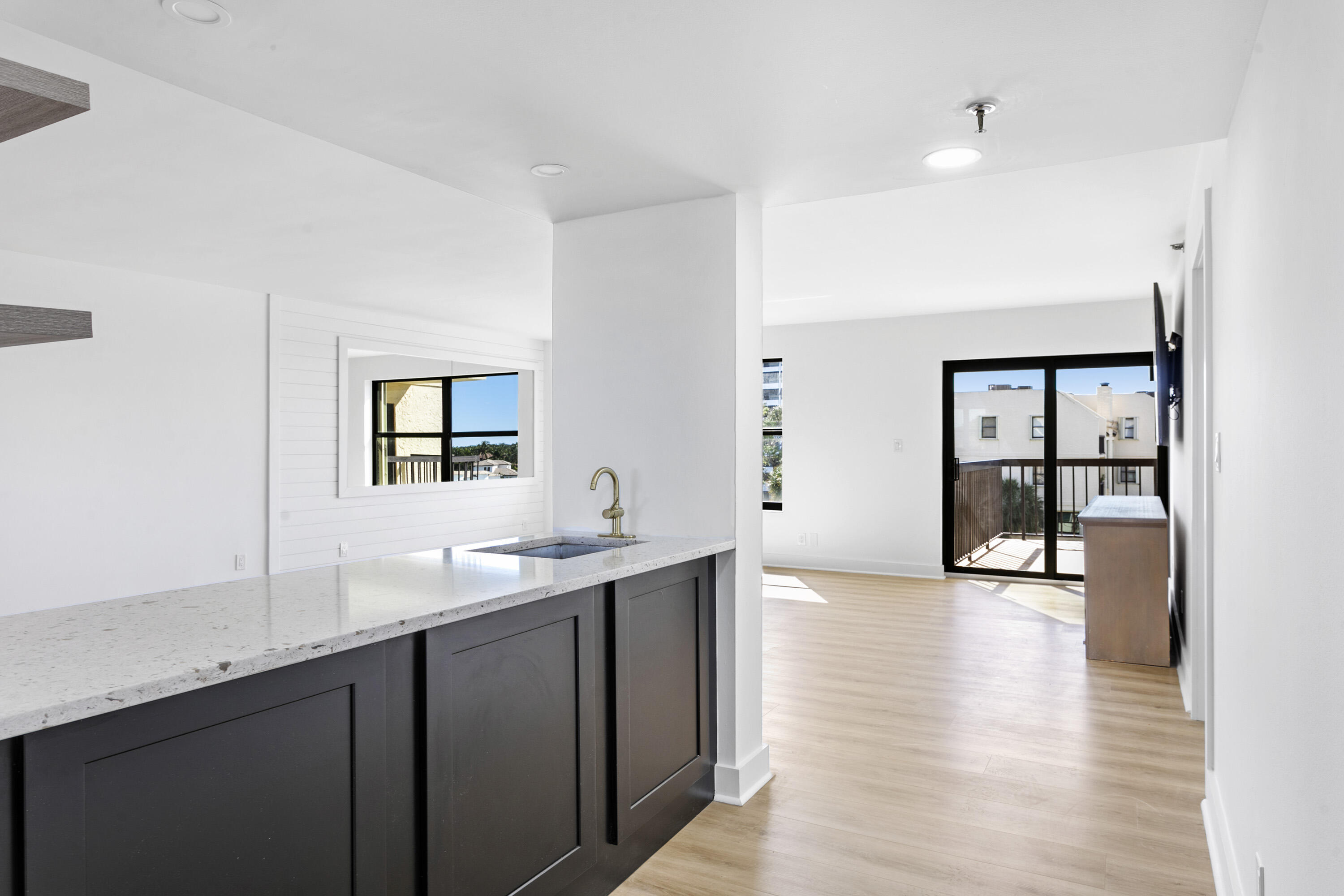 372 Golfview Road 502