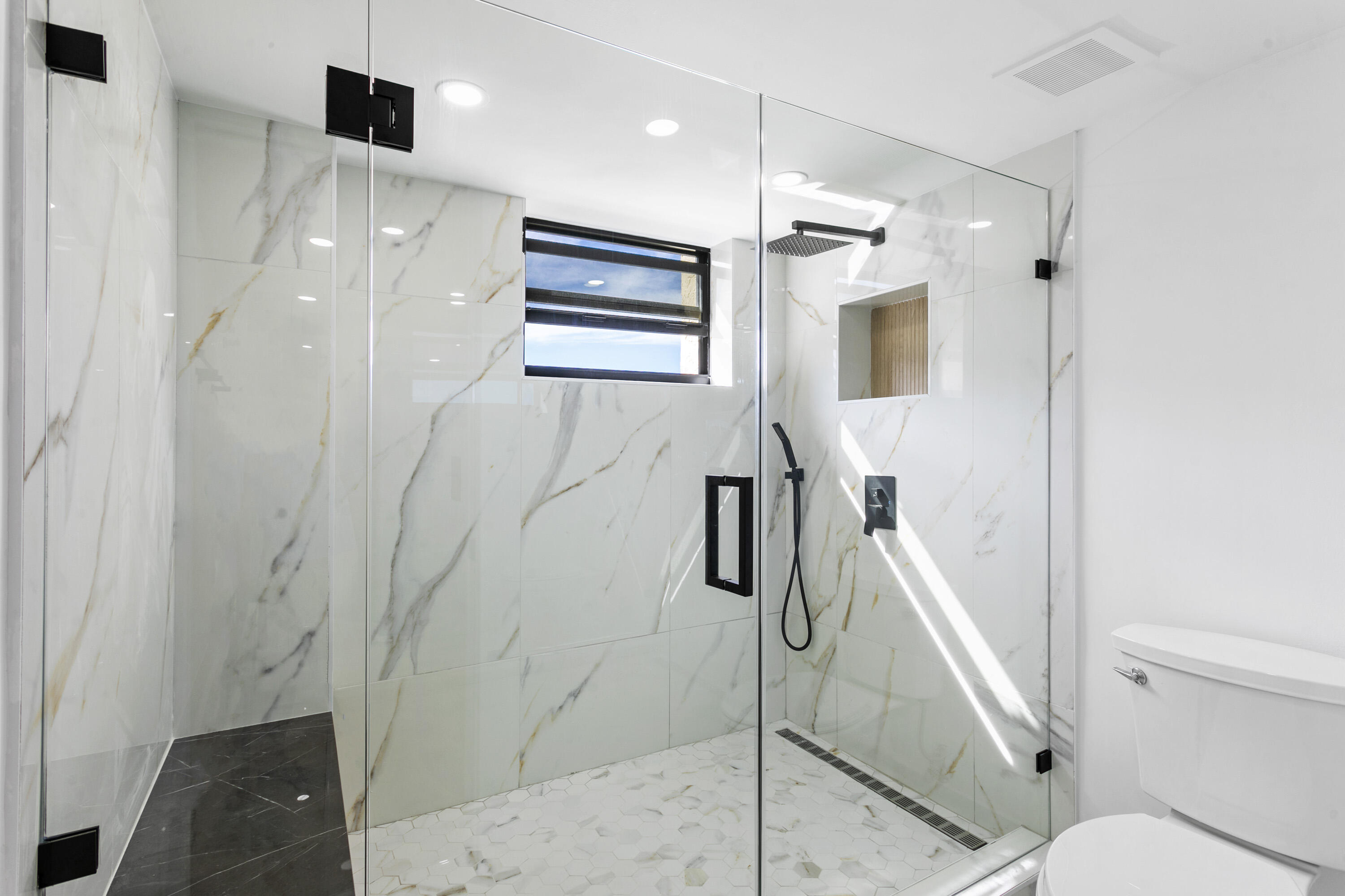 372 Golfview Road 502