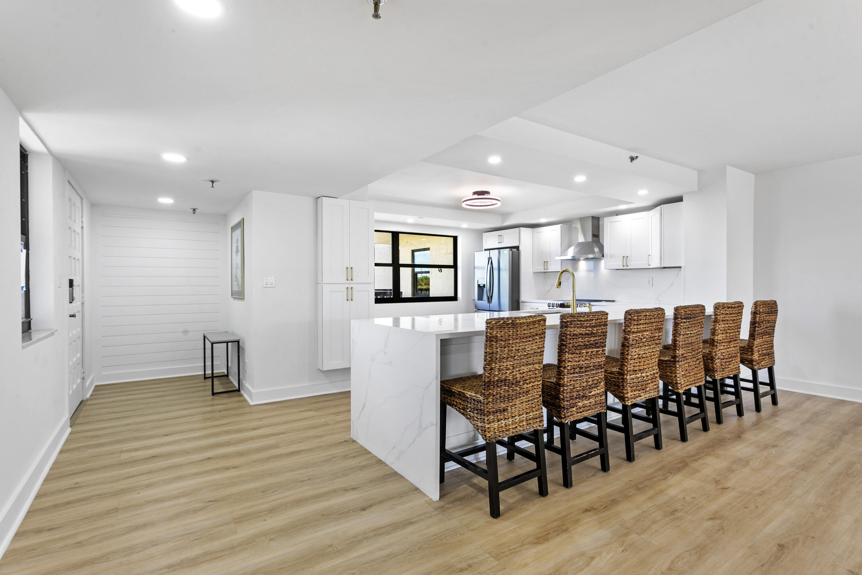 372 Golfview Road 502