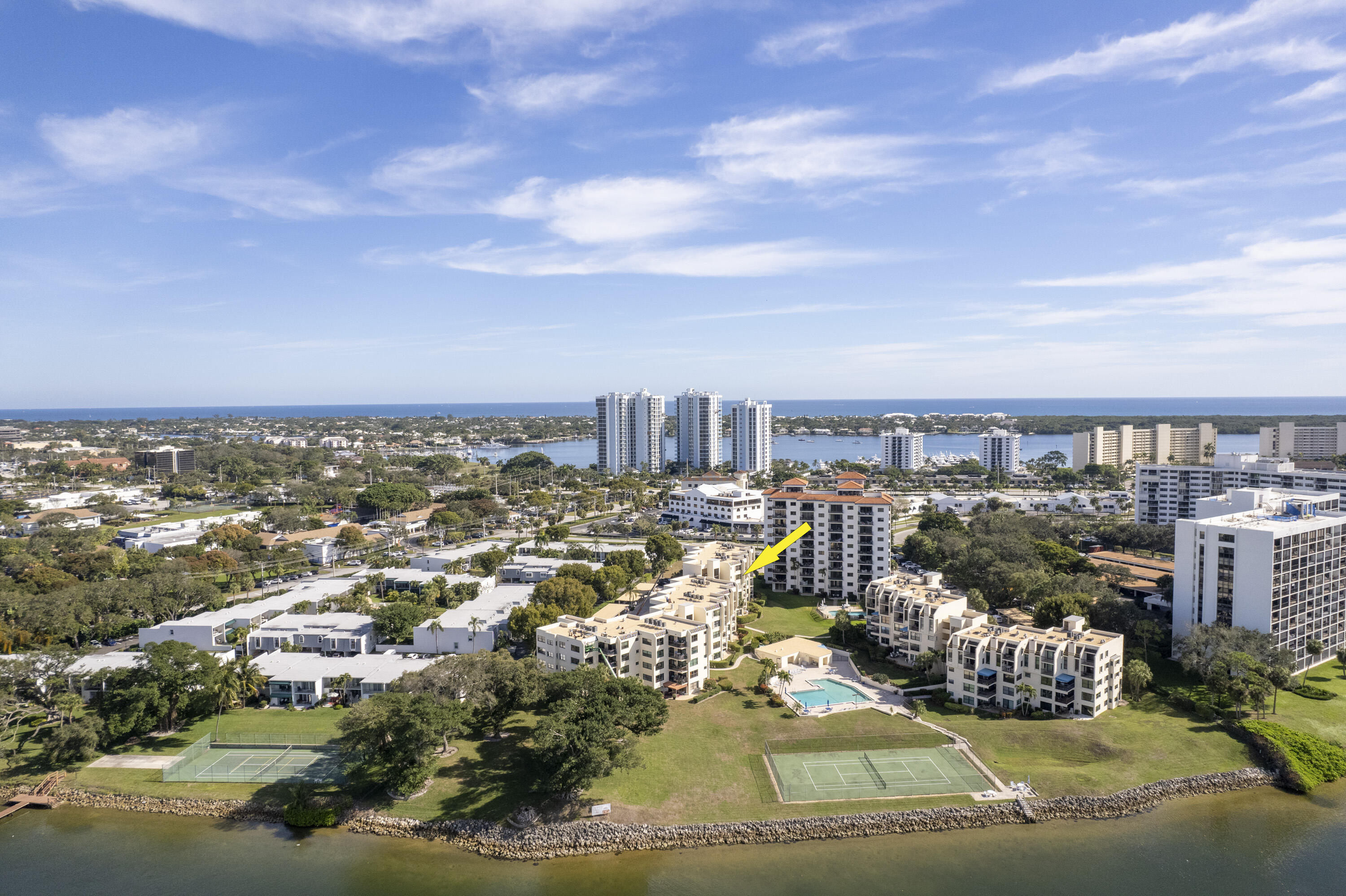 372 Golfview Road 502