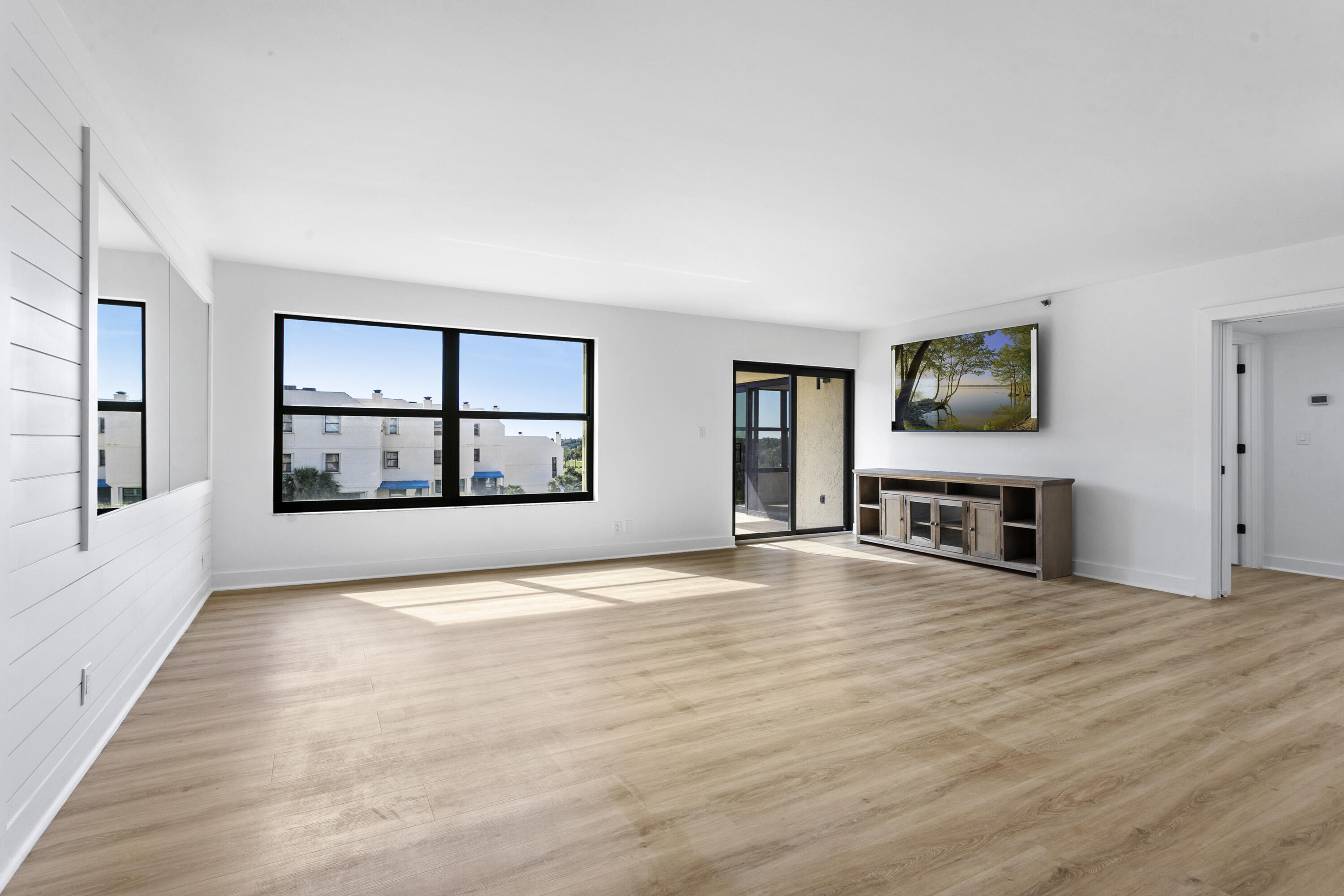 372 Golfview Road 502