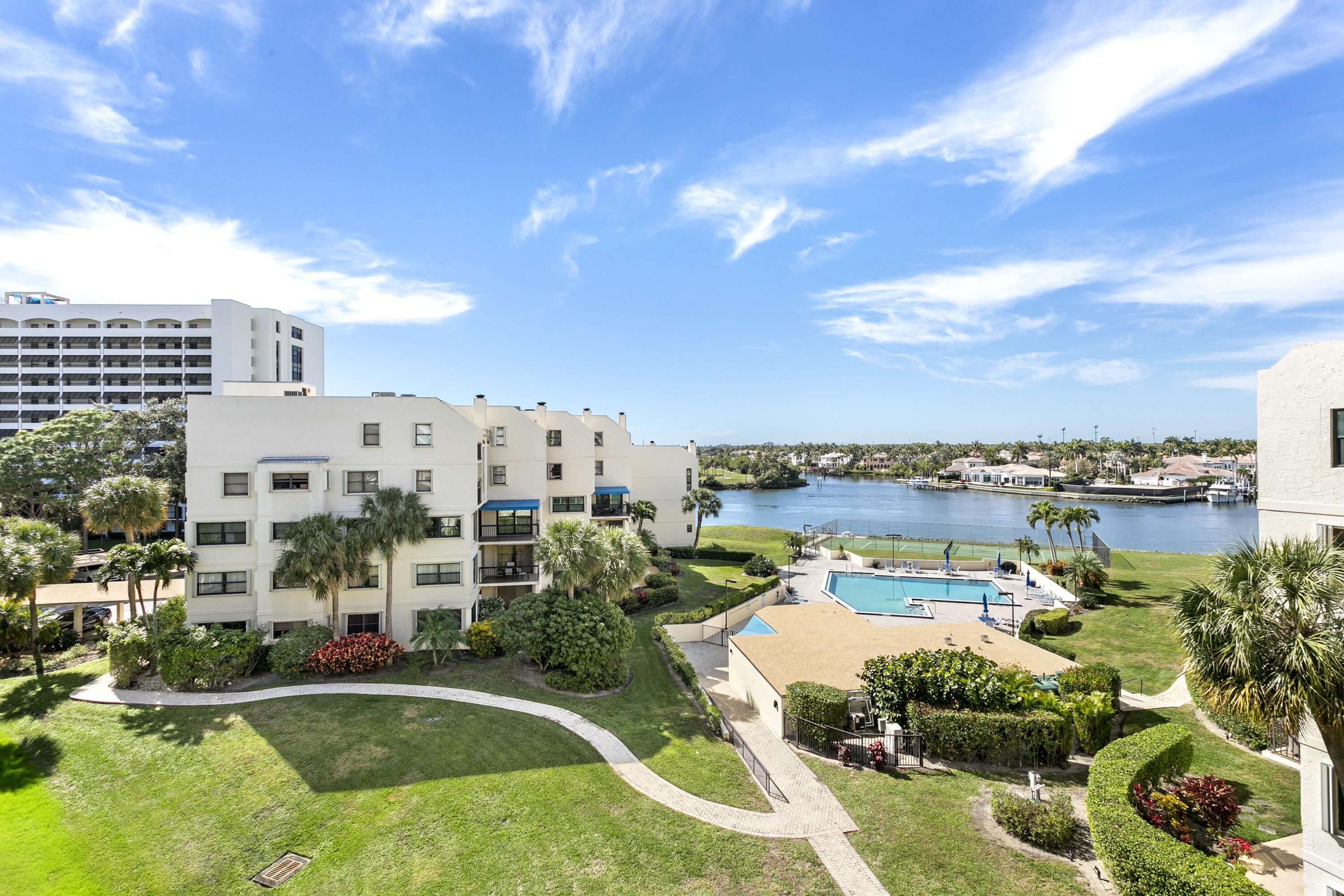 372 Golfview Road 502