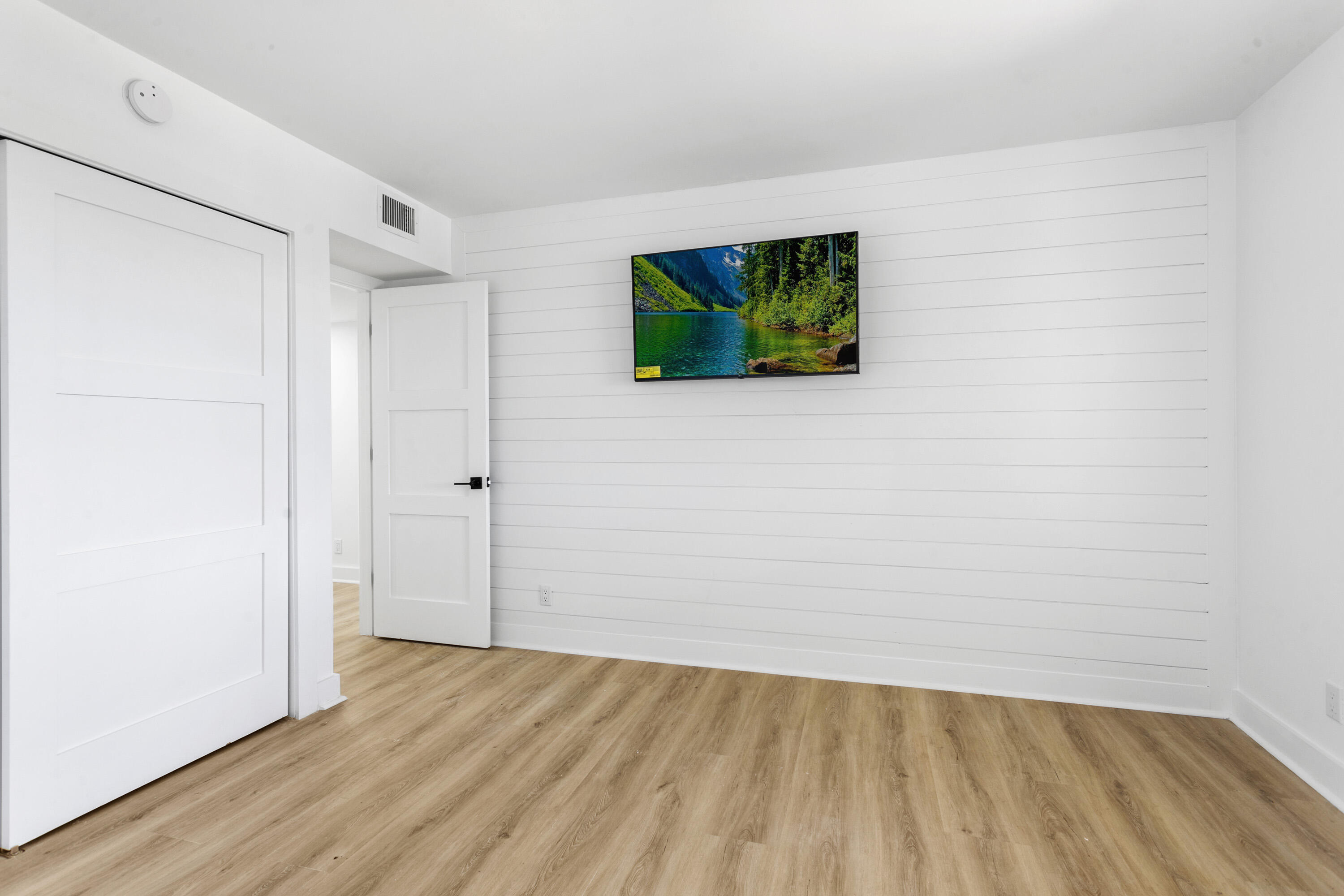 372 Golfview Road 502