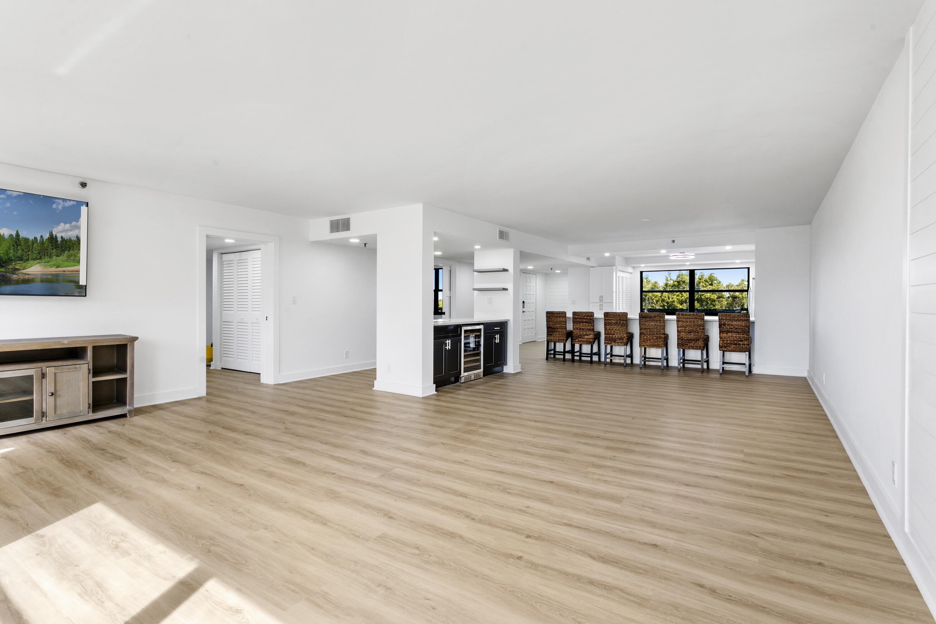 372 Golfview Road 502