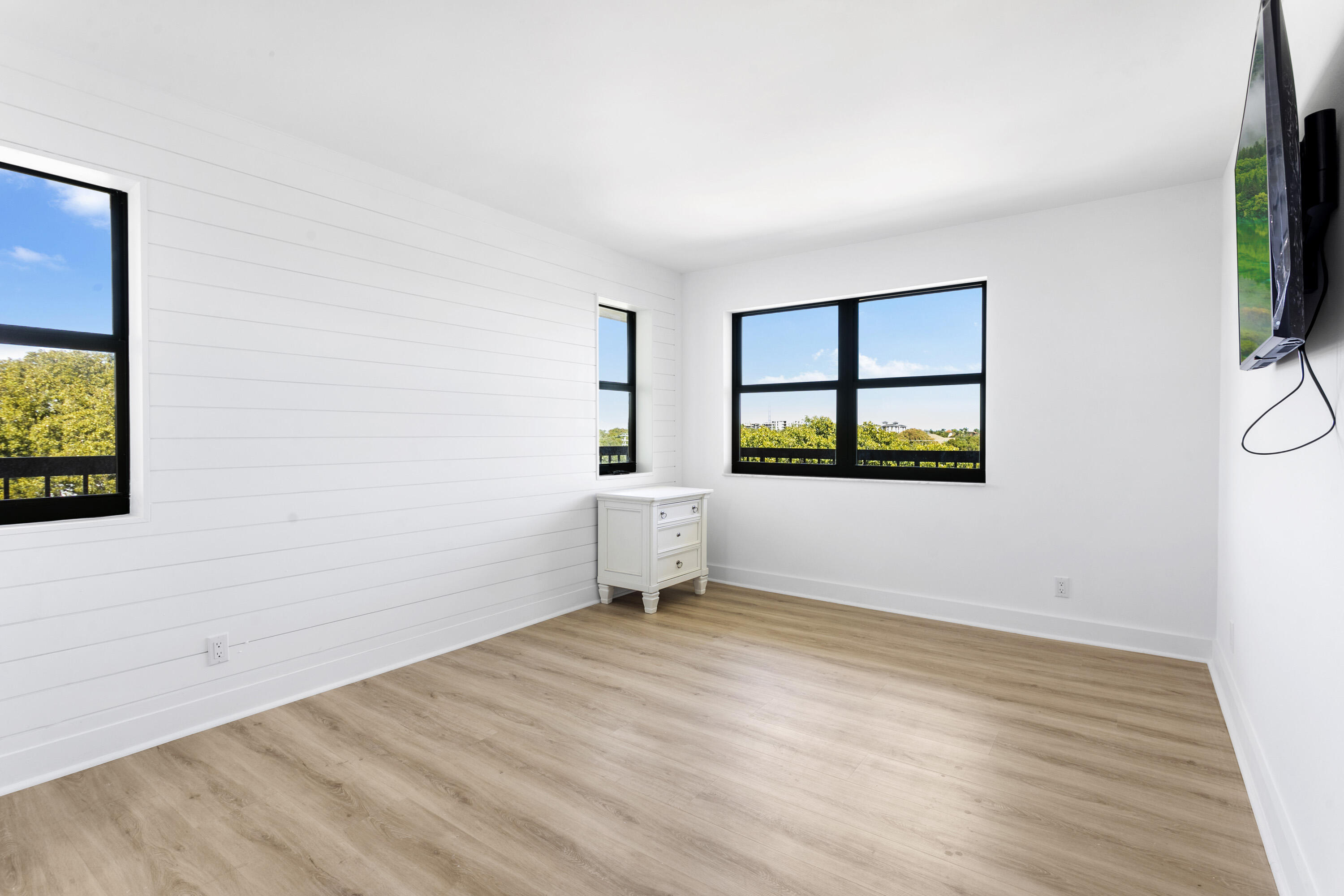 372 Golfview Road 502