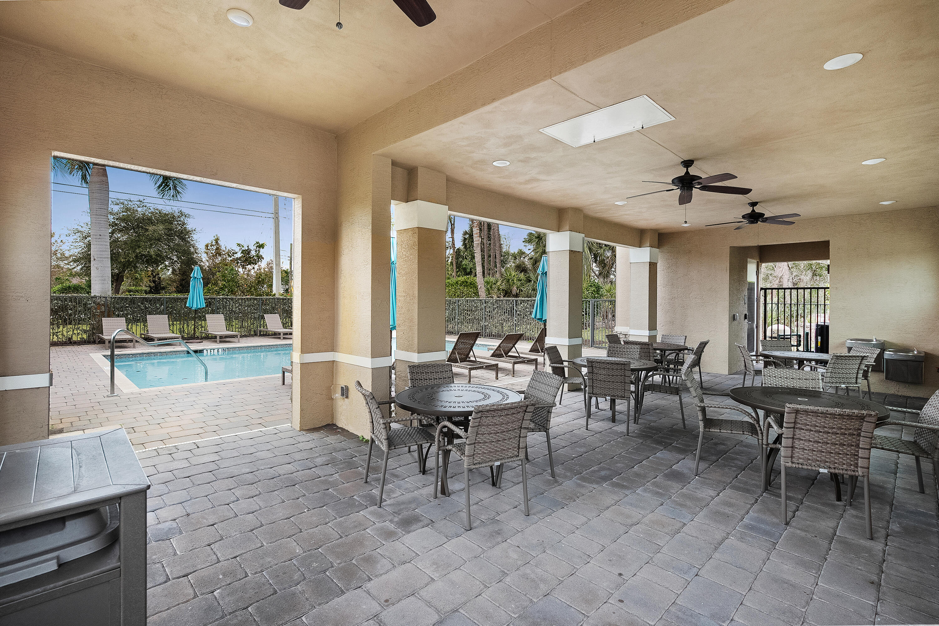 2274 SW Strawberry Terrace