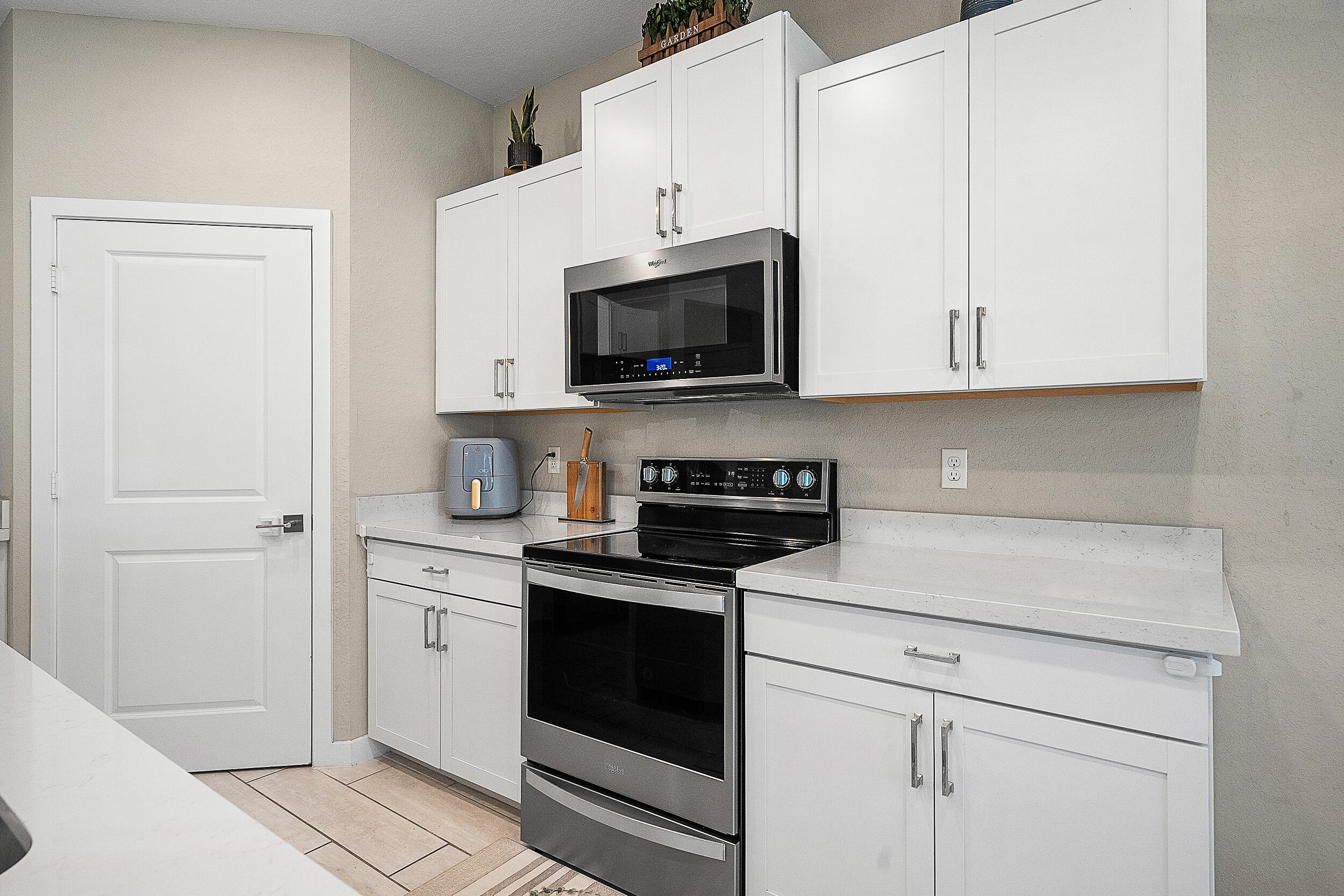 2274 SW Strawberry Terrace