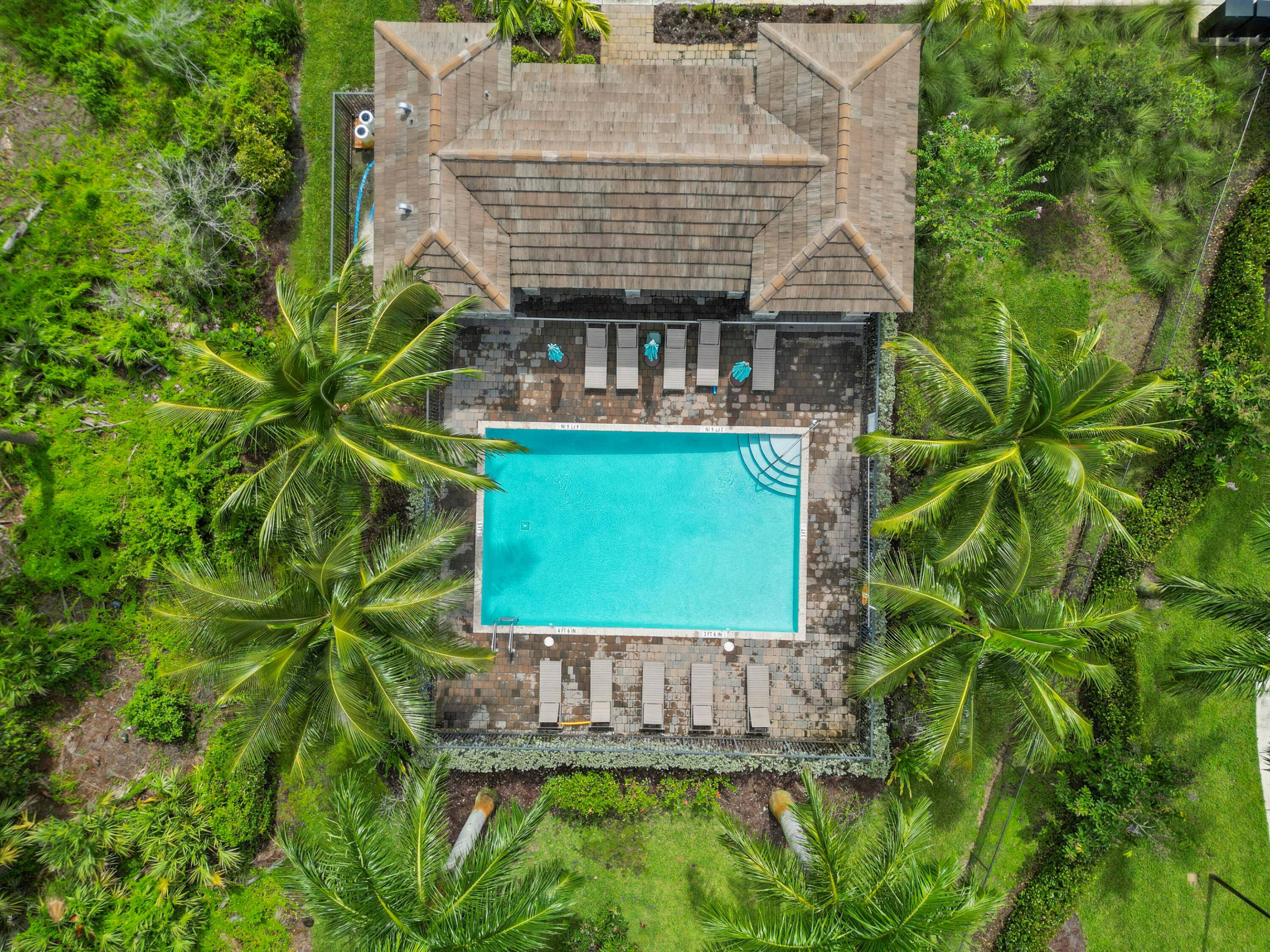 2274 SW Strawberry Terrace