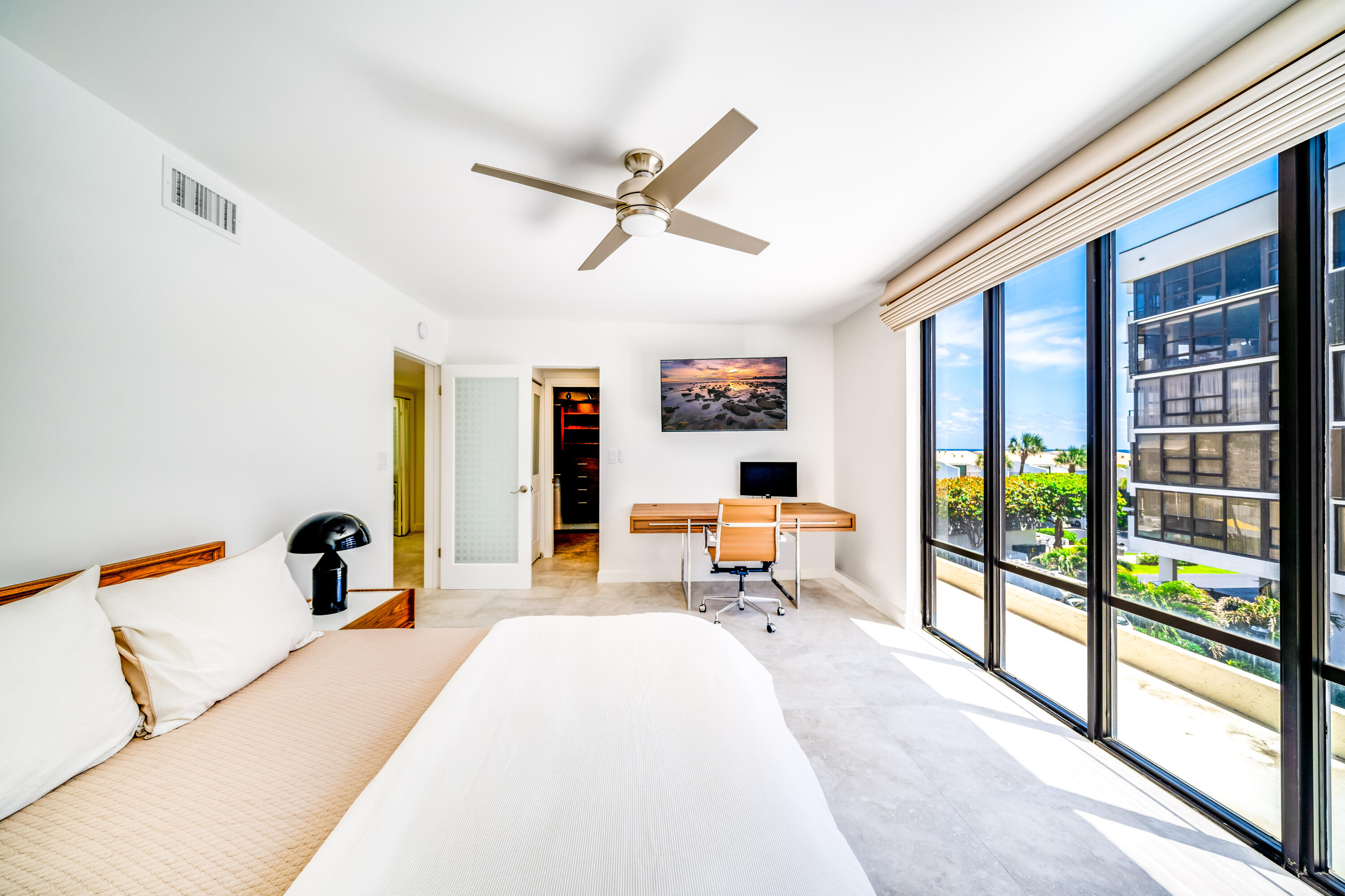 2155 S Ocean Boulevard 9