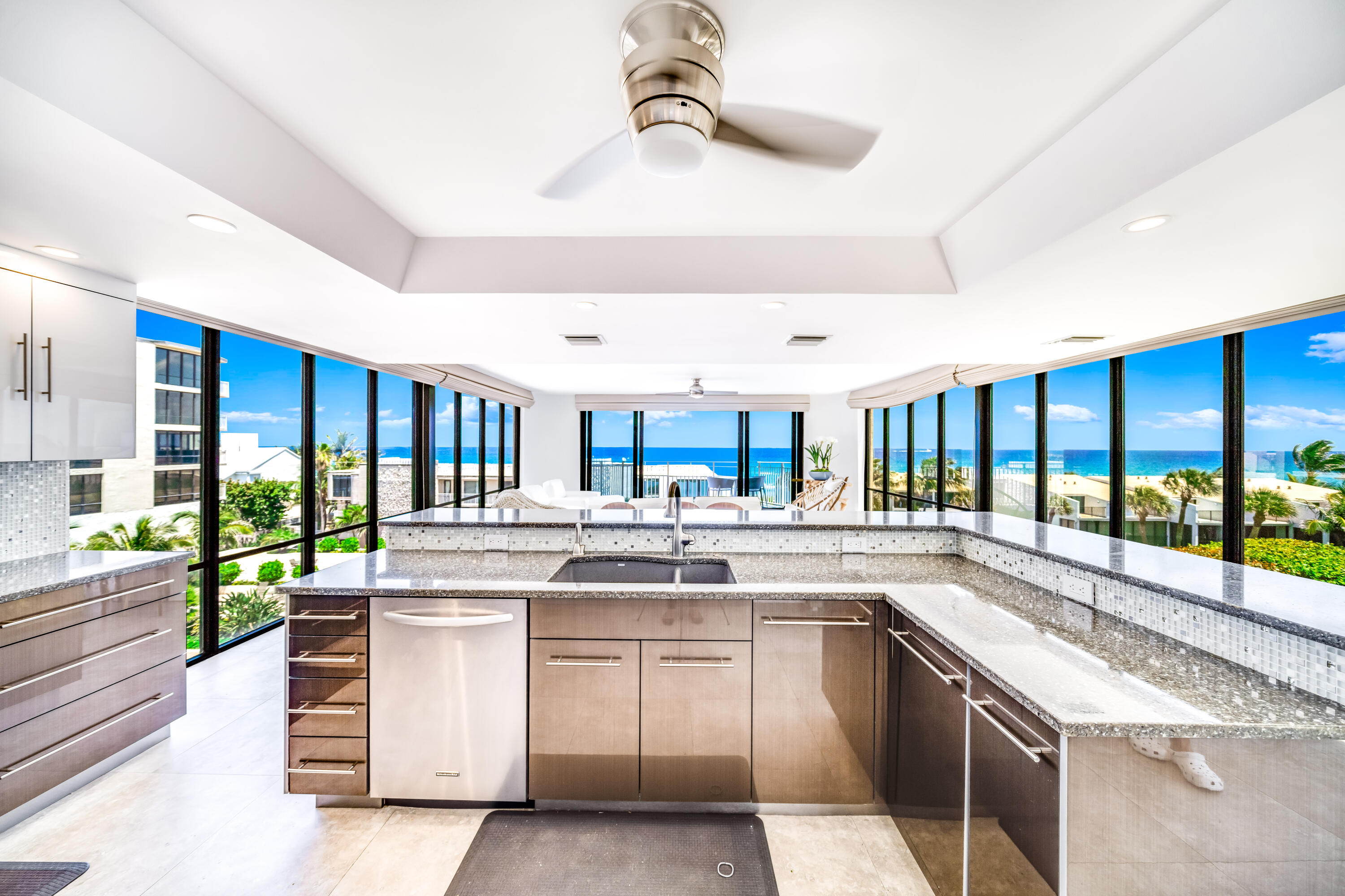 2155 S Ocean Boulevard 9