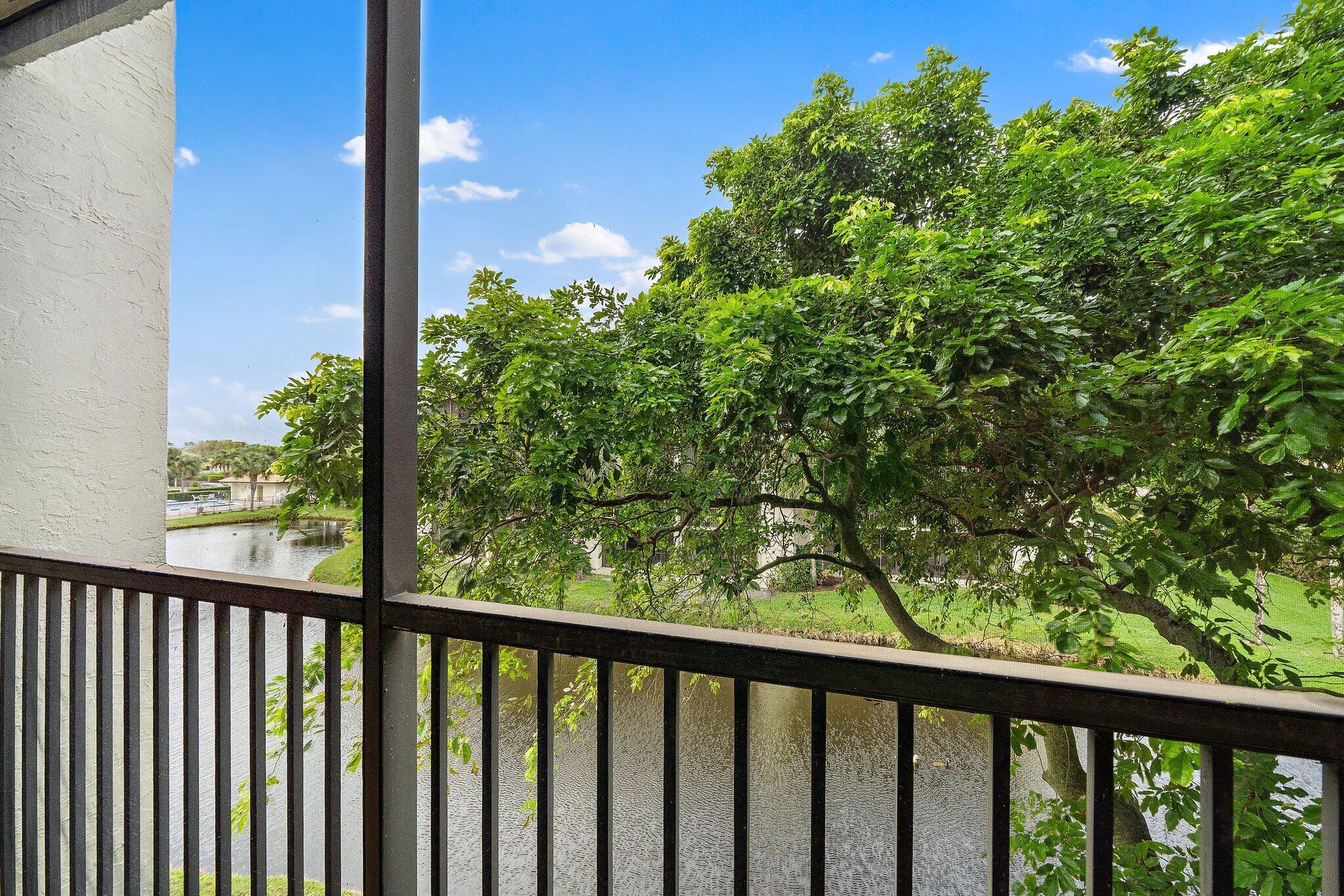 1605 S Us Highway 1 A306