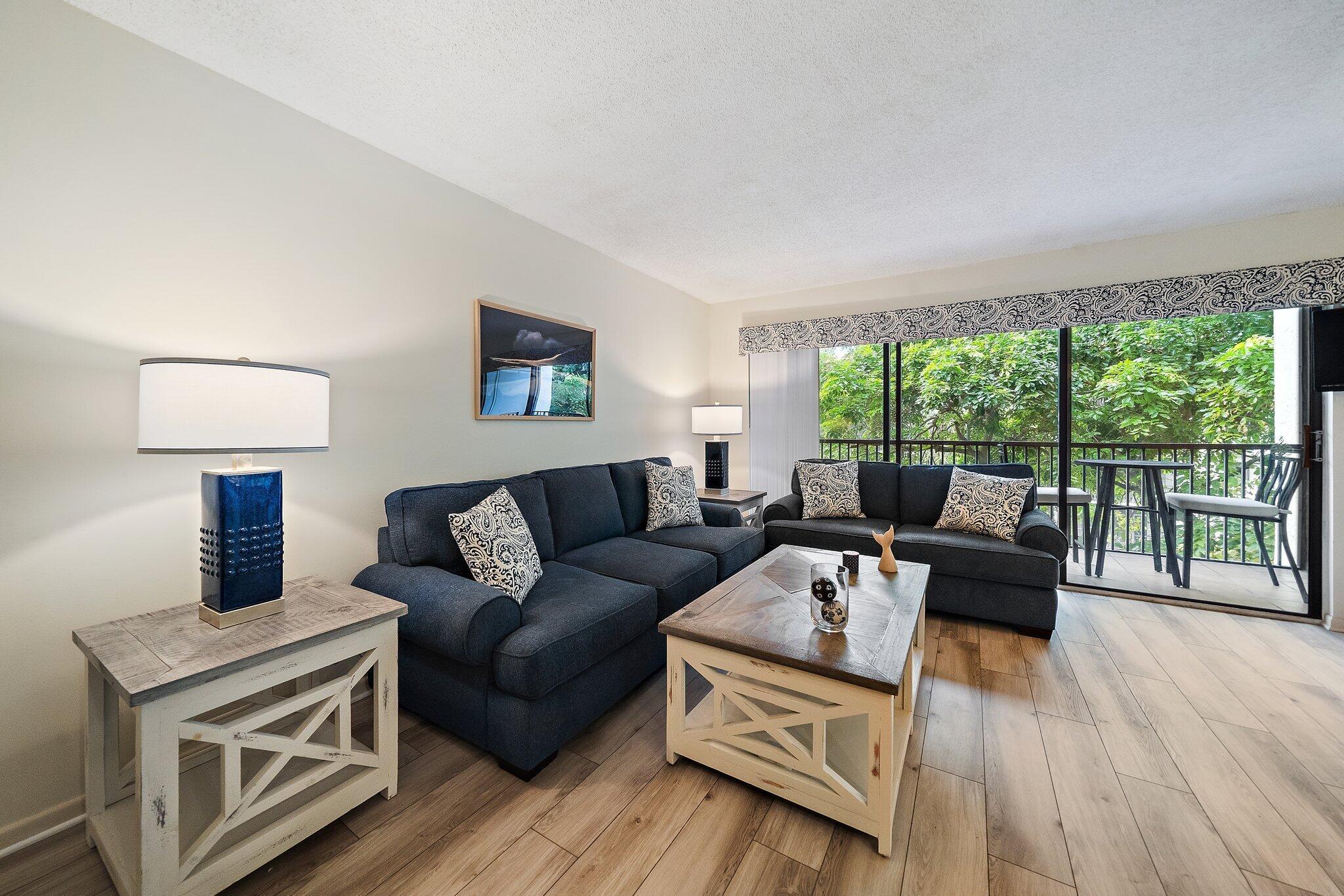 1605 S Us Highway 1 A306