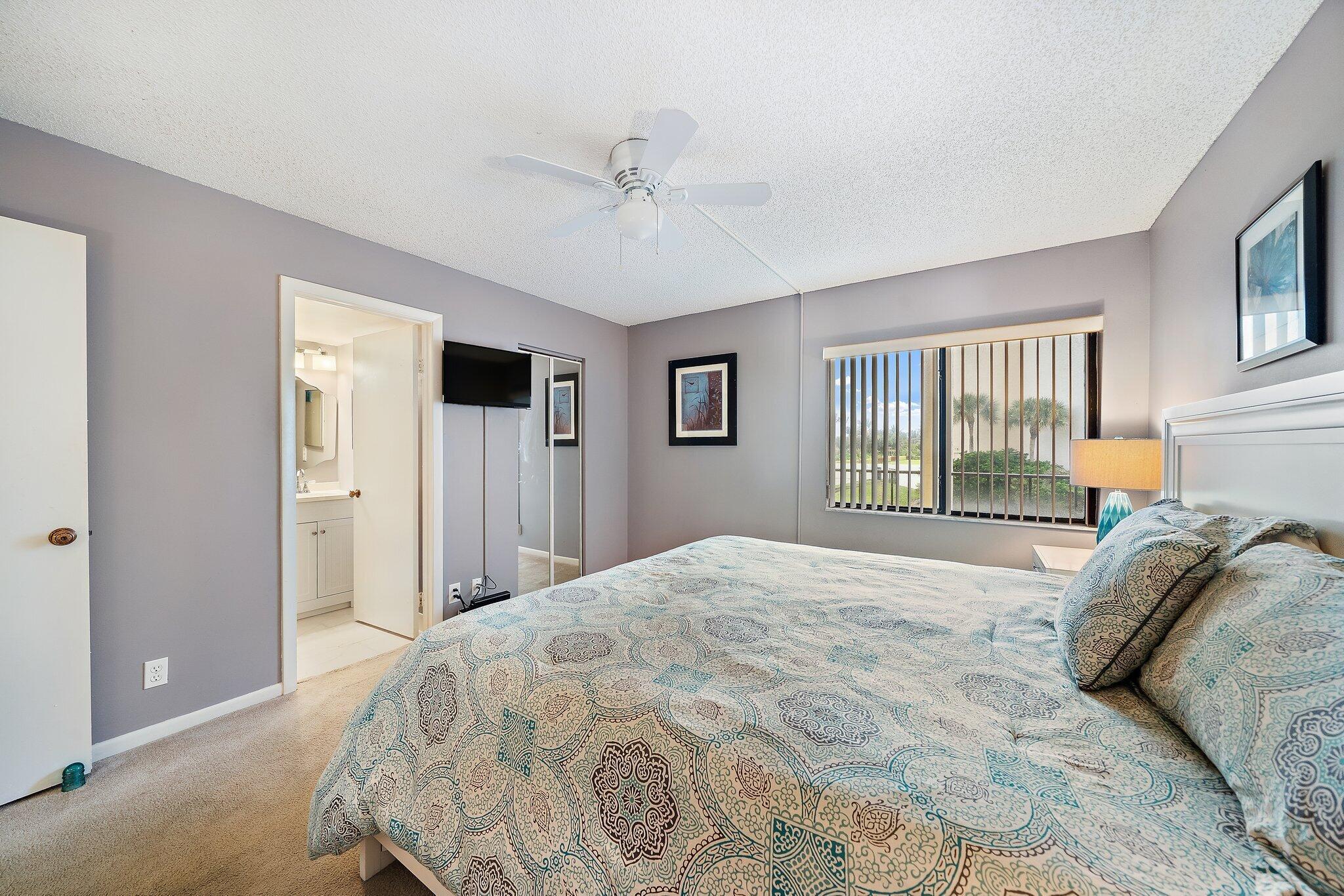 1605 S Us Highway 1 A306