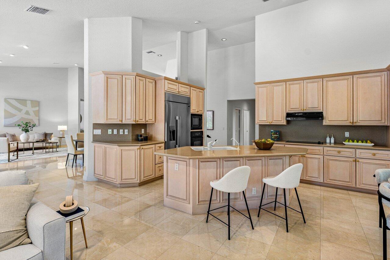 4719 Bocaire Boulevard