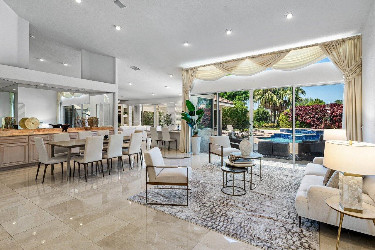 4719 Bocaire Boulevard