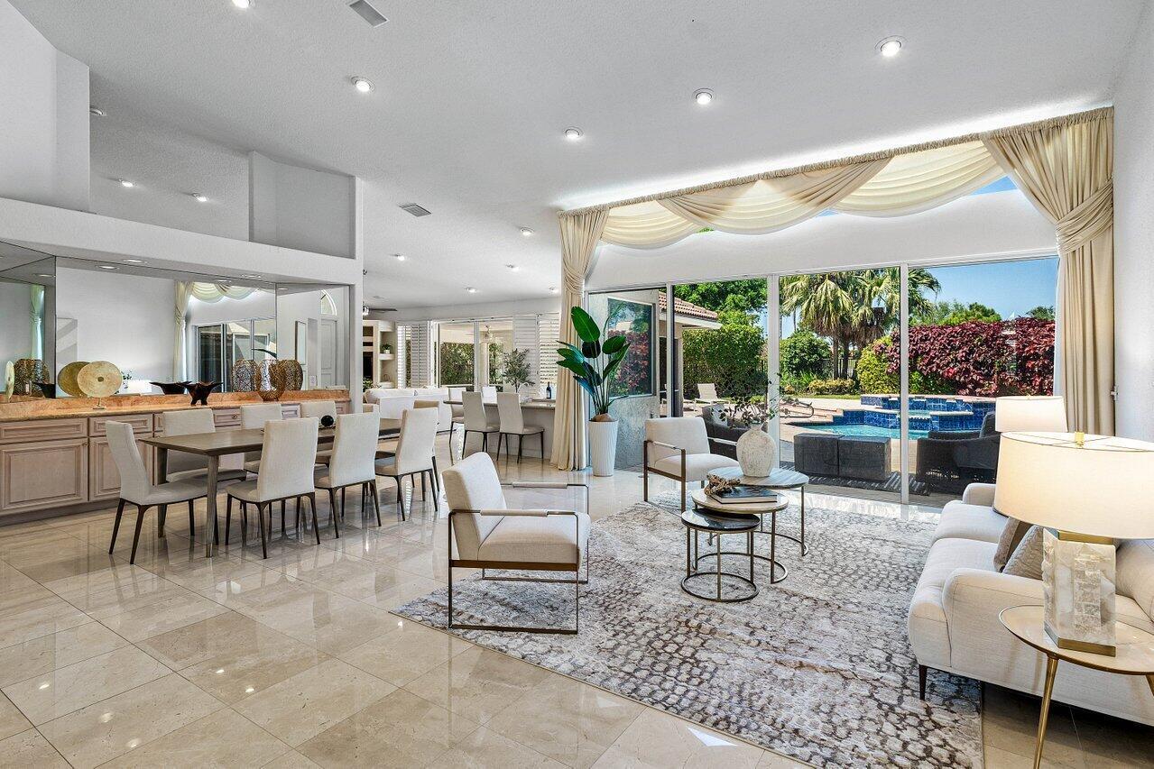 4719 Bocaire Boulevard