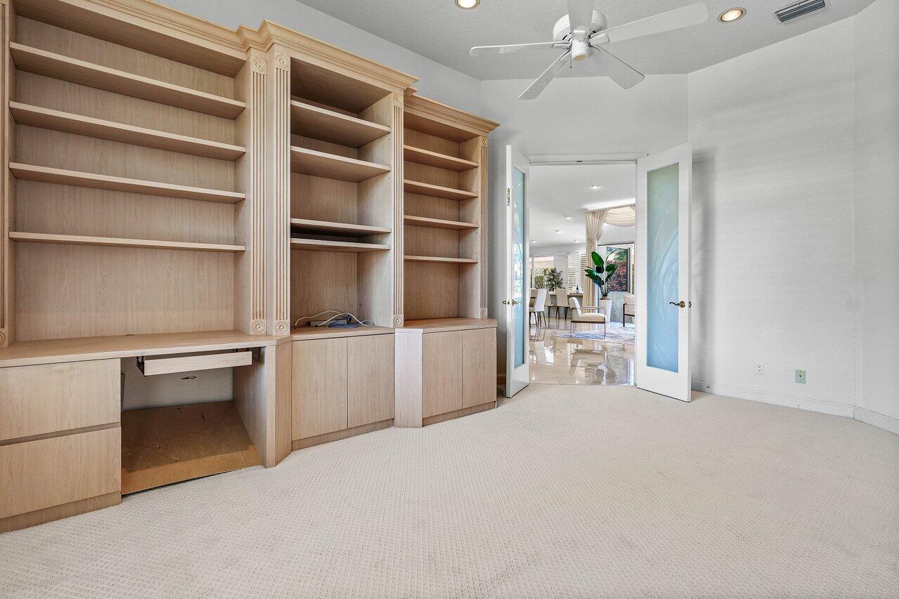 4719 Bocaire Boulevard