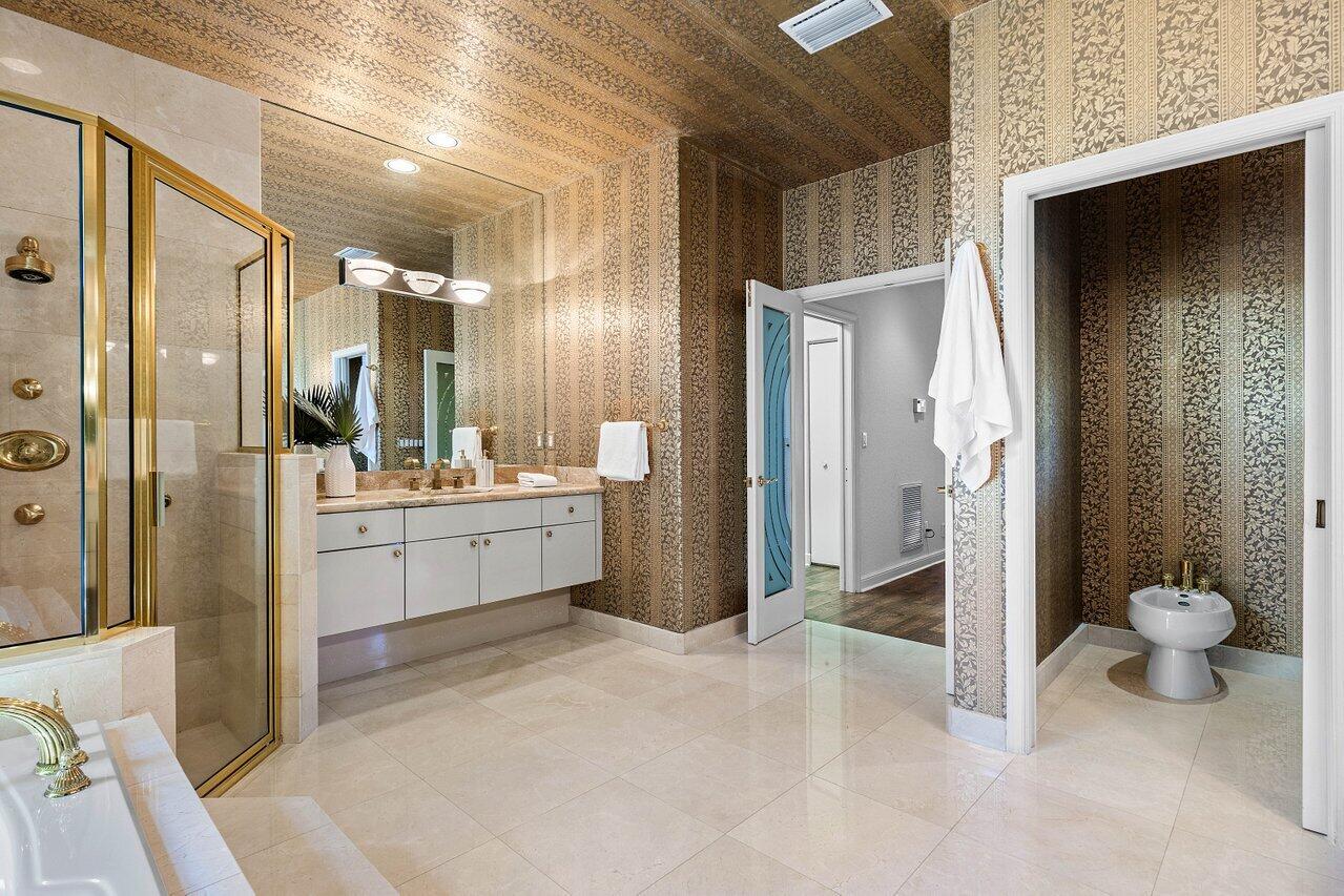 4719 Bocaire Boulevard