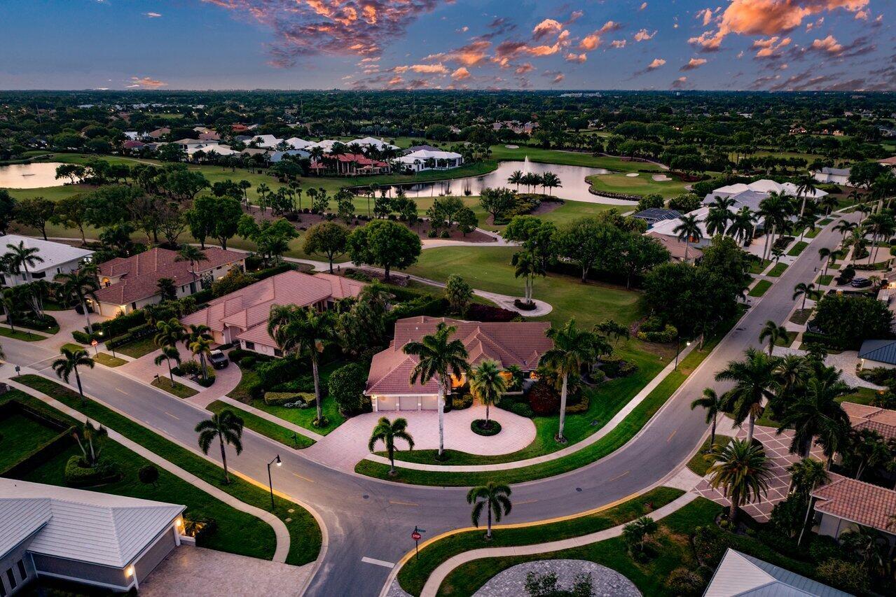 4719 Bocaire Boulevard