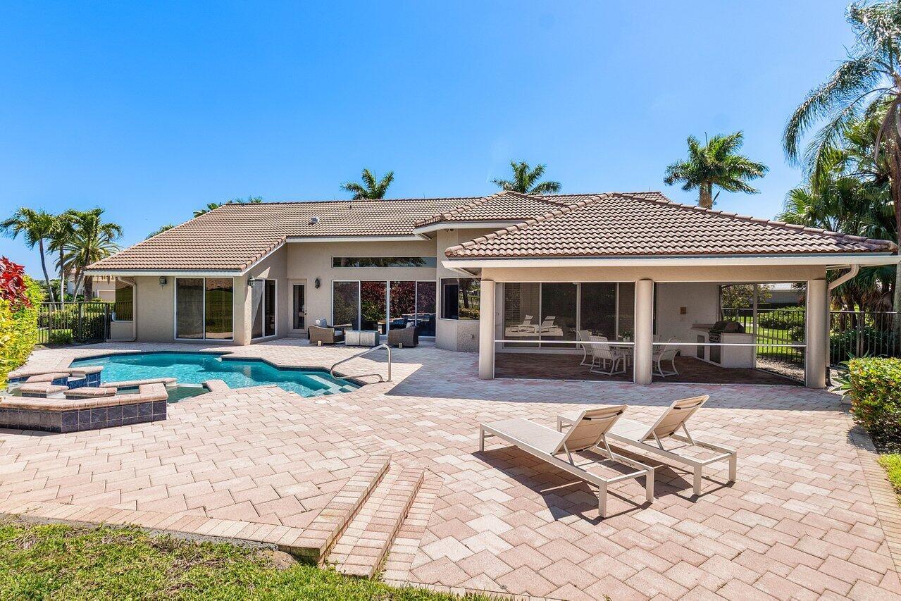 4719 Bocaire Boulevard