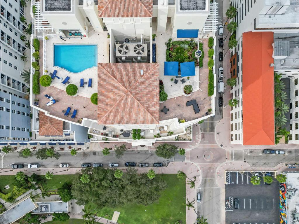 201 S Narcissus Avenue 605