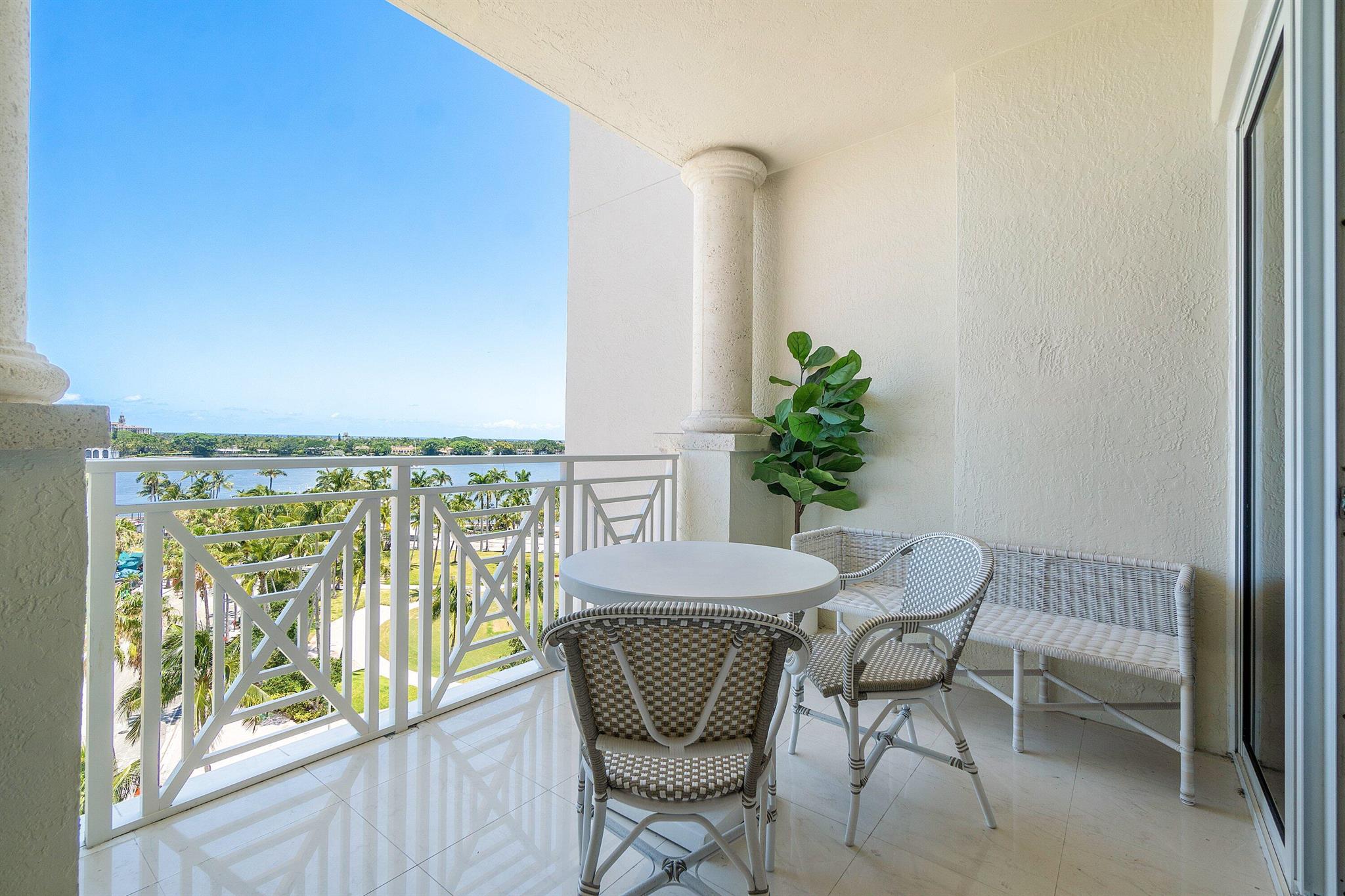 201 S Narcissus Avenue 605