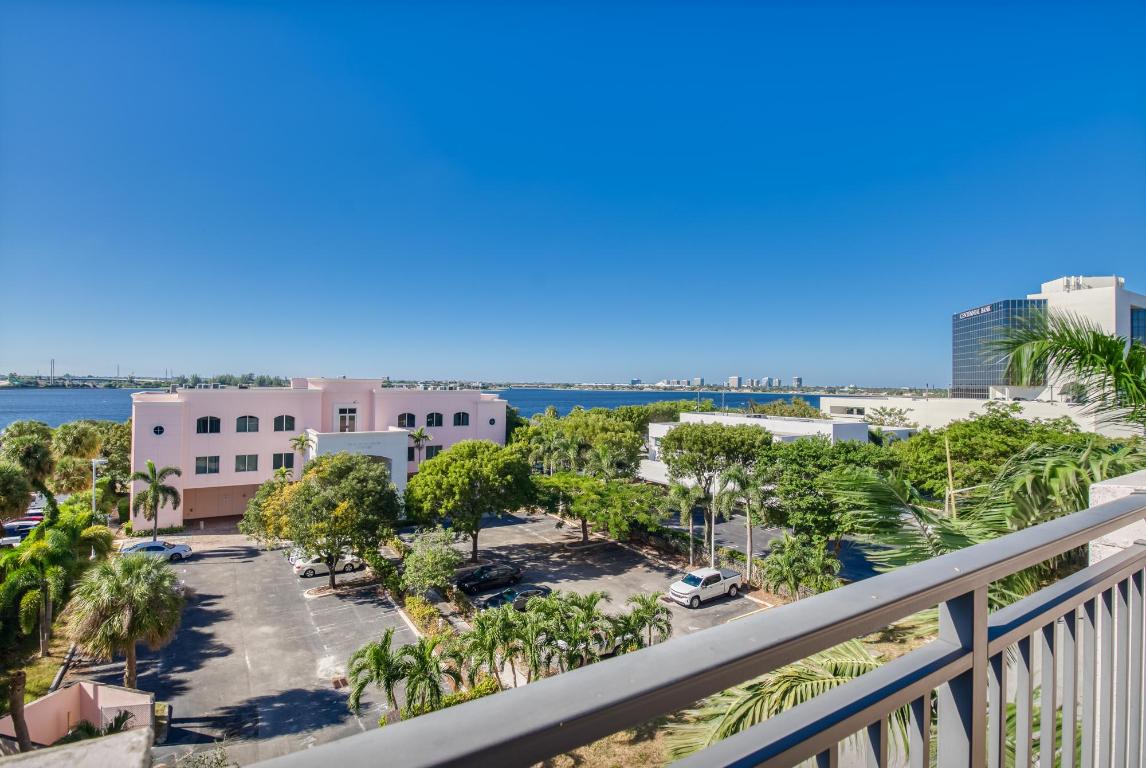 616 Clearwater Park Road 513