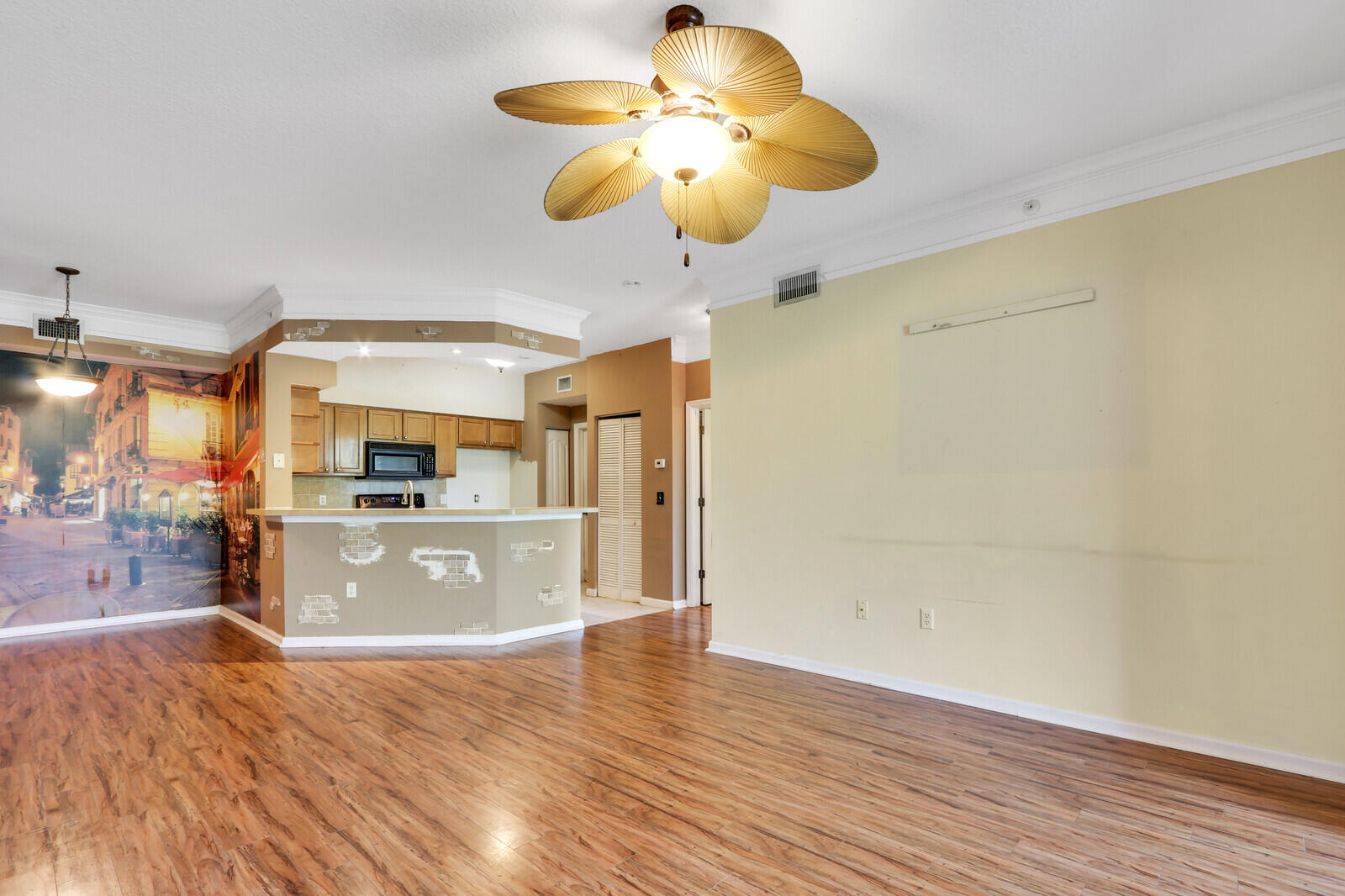 3309 Myrtlewood Circle E