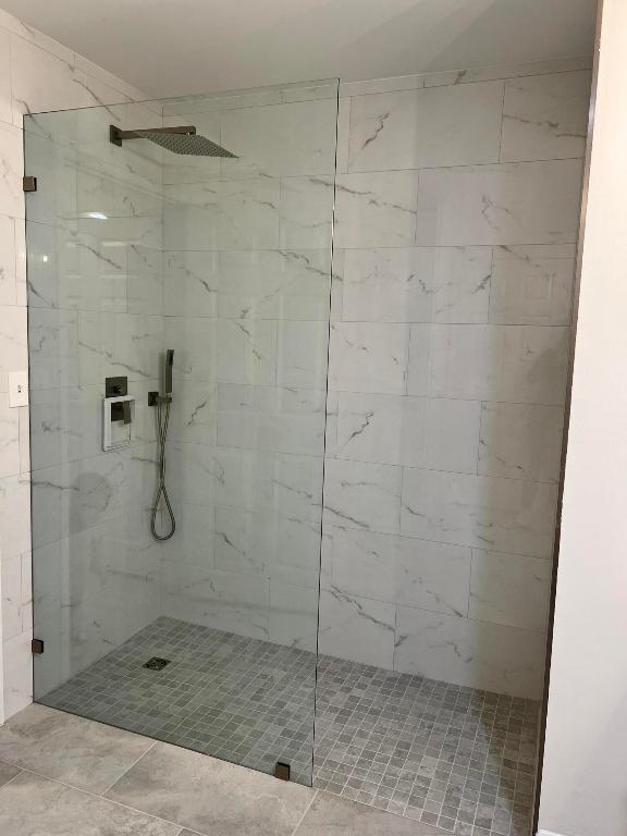 1209 Main Street 202