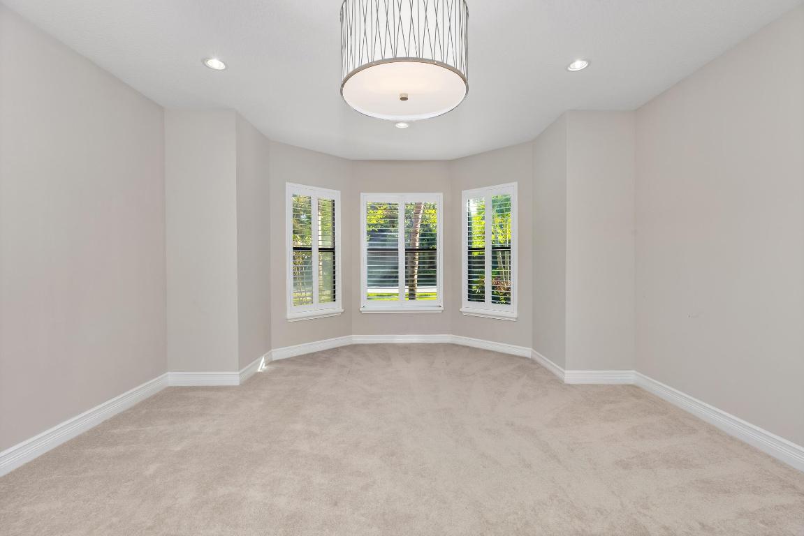 16836 Strasbourg Lane