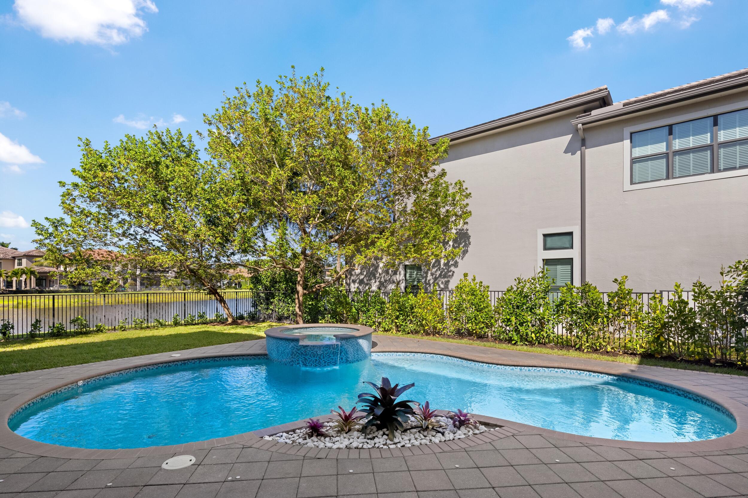 16836 Strasbourg Lane