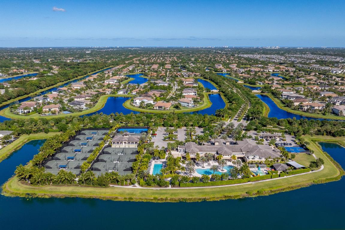 16836 Strasbourg Lane