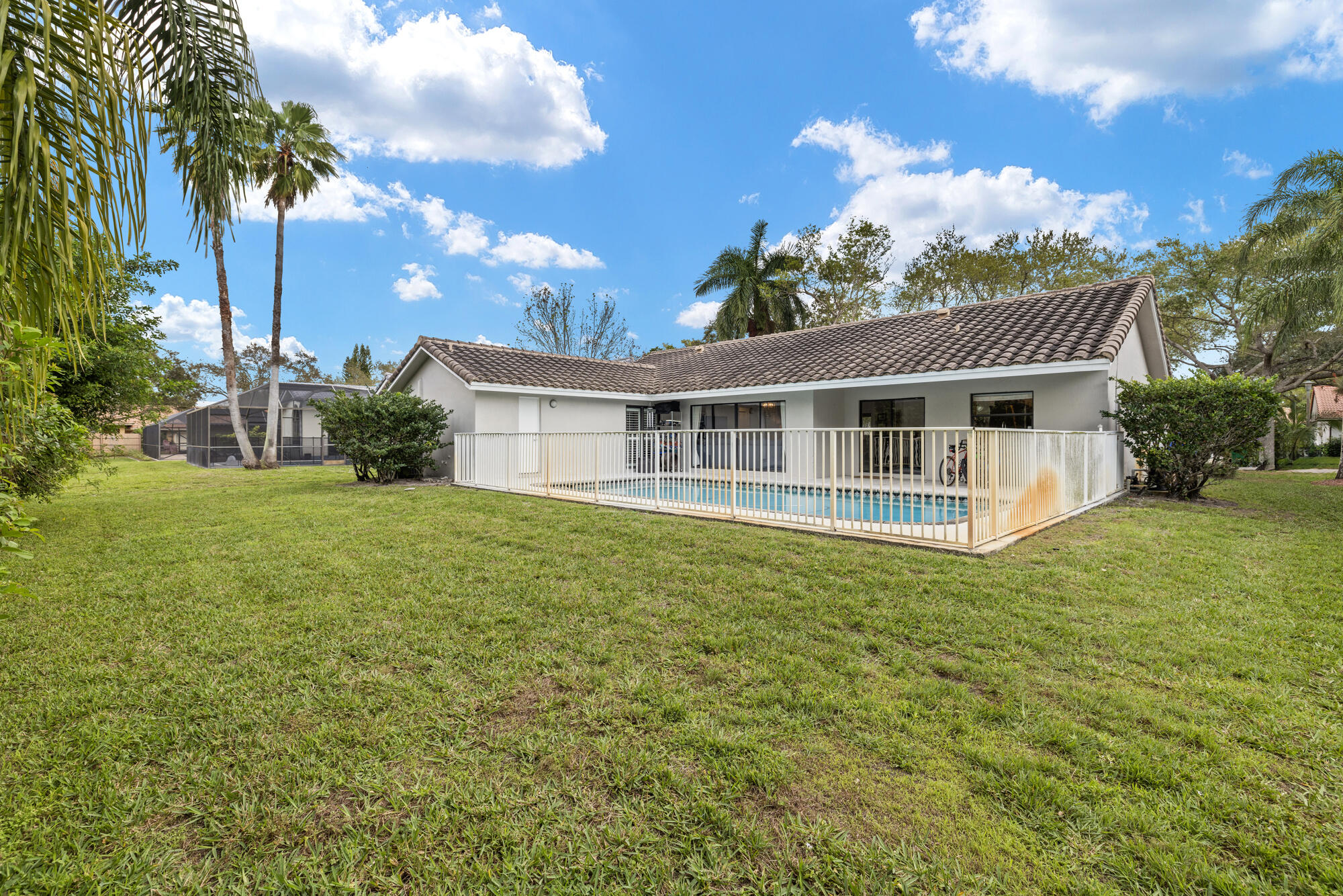 5156 NW 99th Way