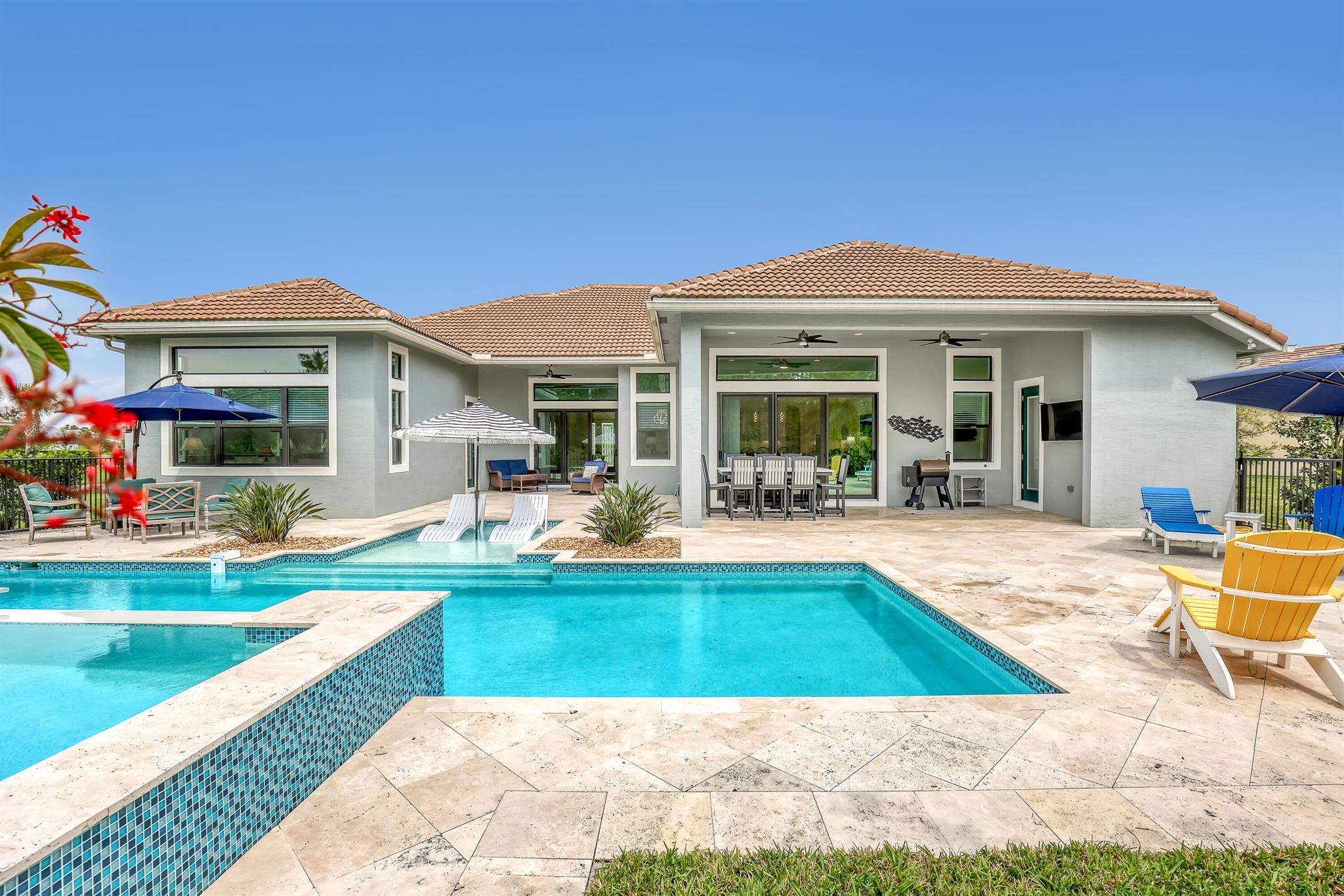 3318 SW Loriope Loop