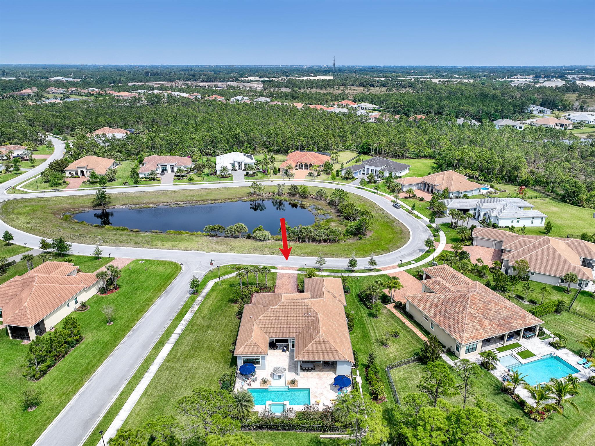 3318 SW Loriope Loop