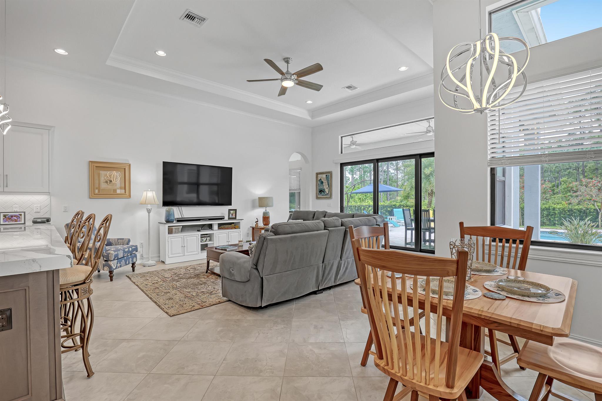 3318 SW Loriope Loop