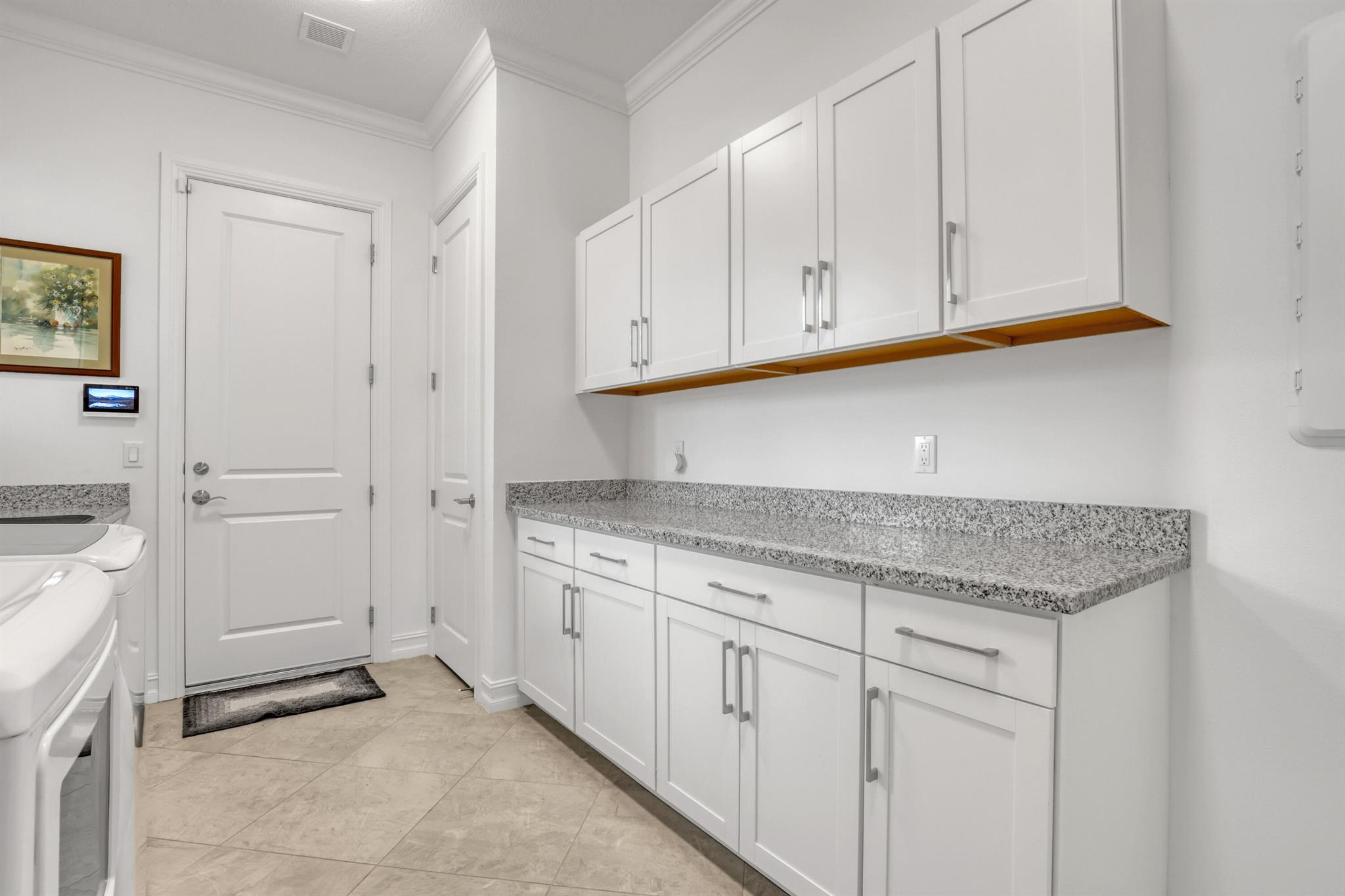 3318 SW Loriope Loop