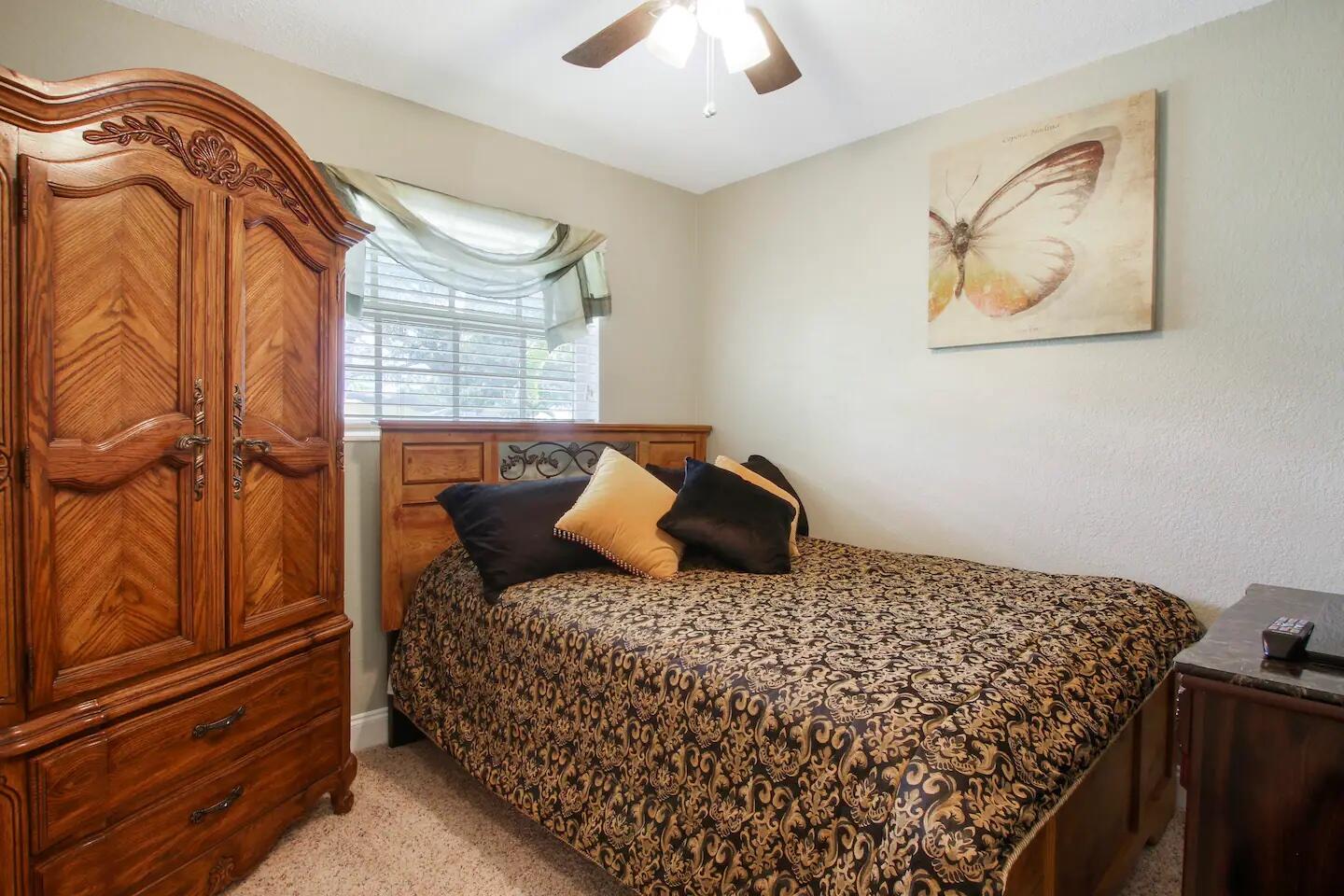 19185 SE Homewood Avenue